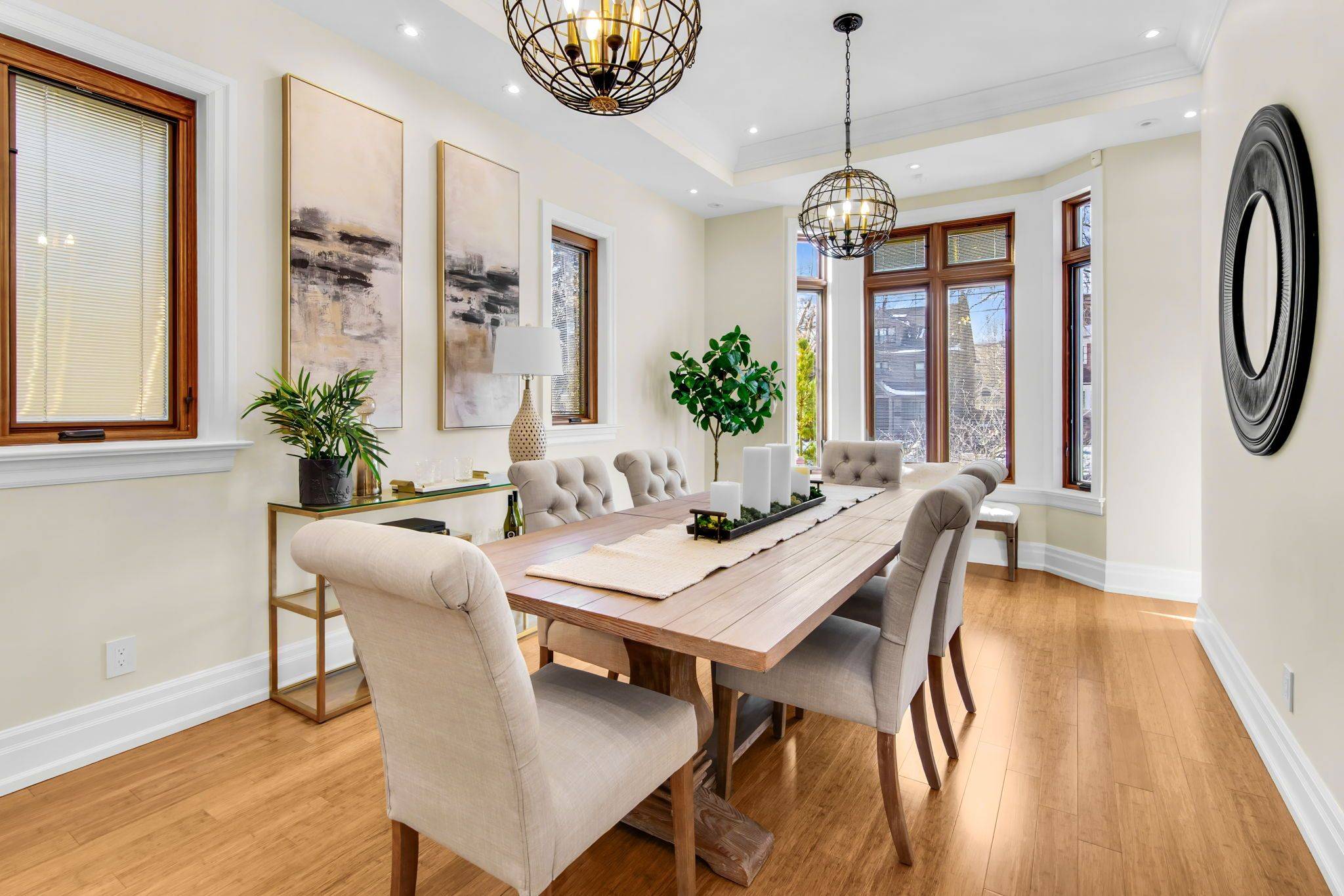 Toronto C03, ON M5P 2H7,441 Oriole Pkwy