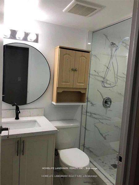 Toronto C10, ON M4P 2J6,2651 Yonge ST