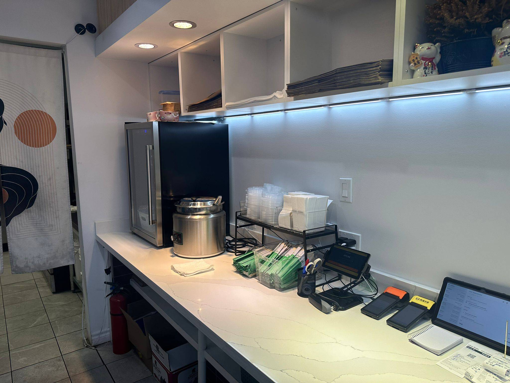 Toronto C01, ON M6J 1T9,755B Dundas ST W