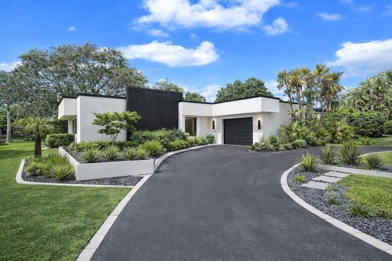 Davie, FL 33314,7460 SW 42nd Ct