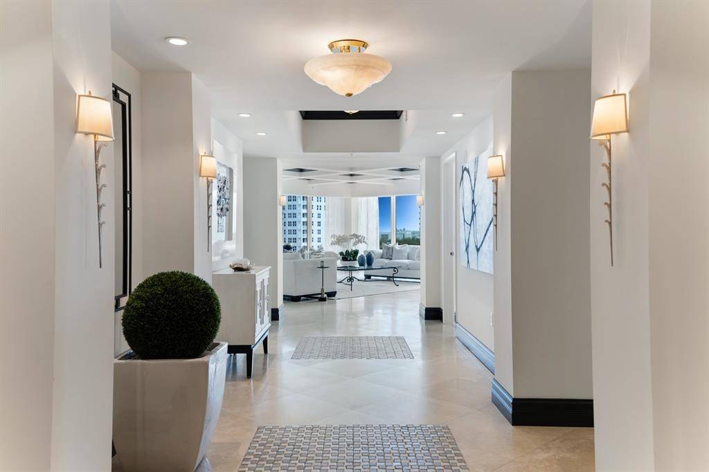 Fort Lauderdale, FL 33301,333 Las Olas Way #1610