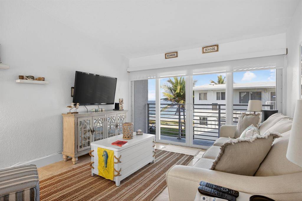 Hillsboro Beach, FL 33062,1043 Hillsboro Mile #19C