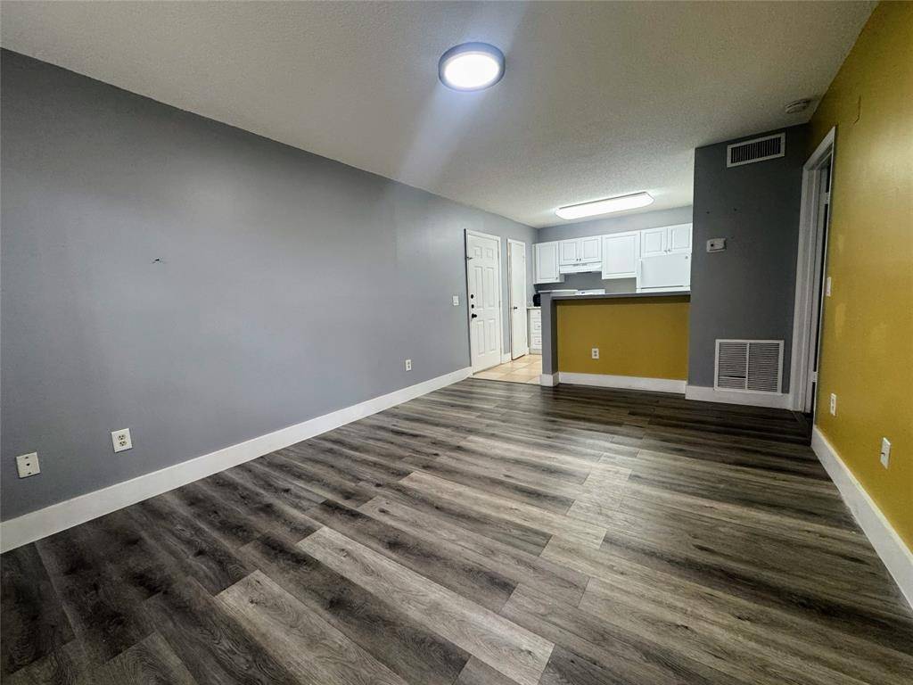 Pompano Beach, FL 33069,4361 W Mcnab Rd #17