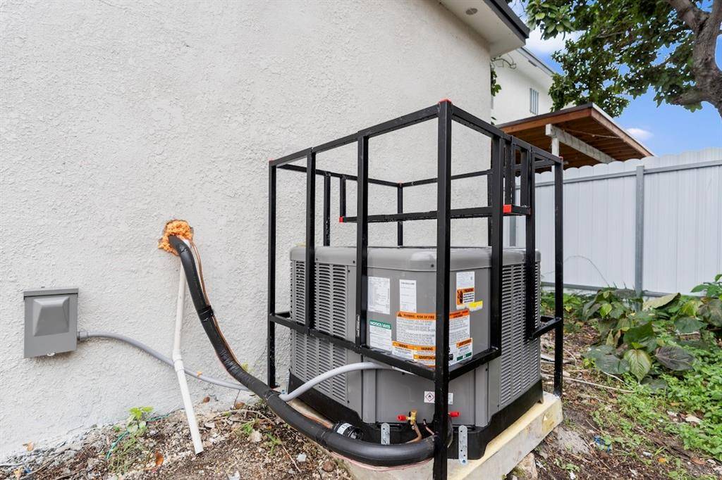 Miami, FL 33147,1430 NW 74th St