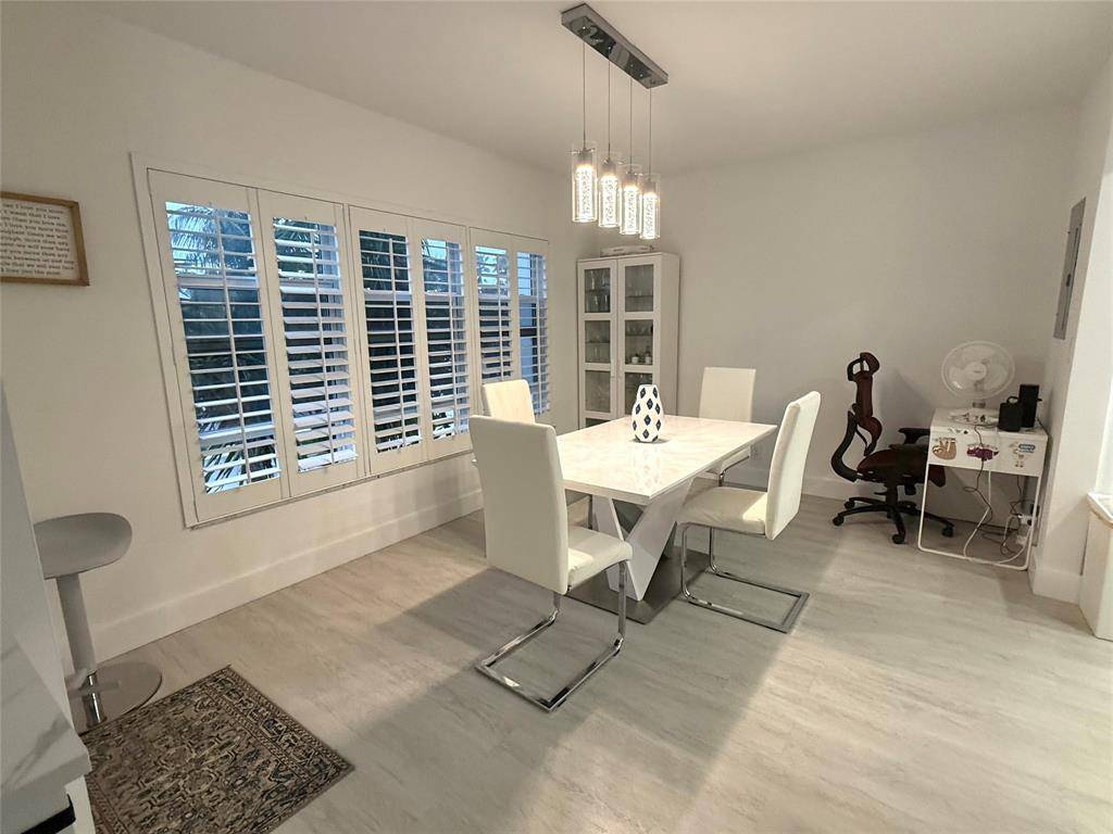 Fort Lauderdale, FL 33308,3550 Galt Ocean Dr #206