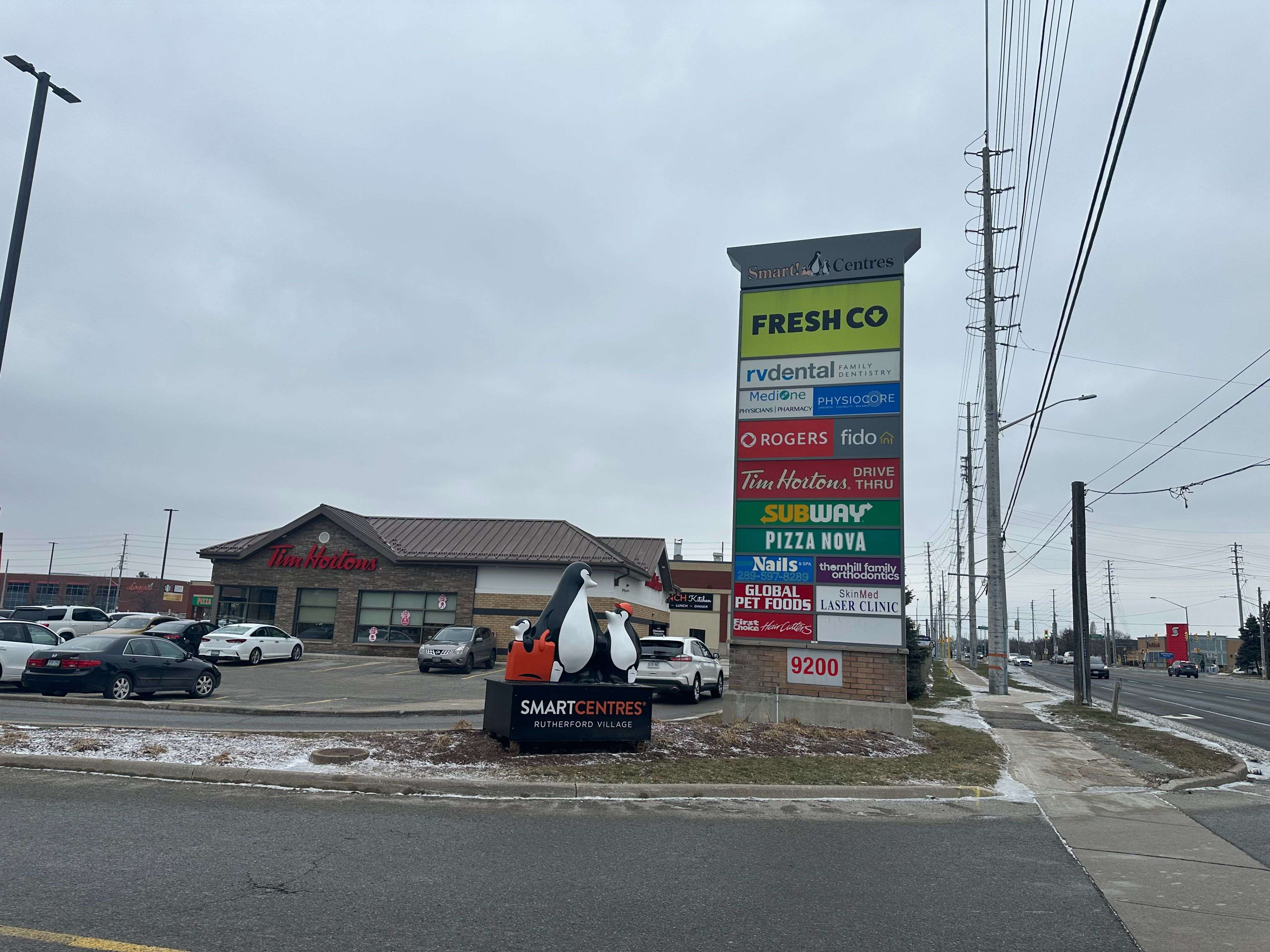 Vaughan, ON L4J 8W1,9200 Bathurst ST ##12/14