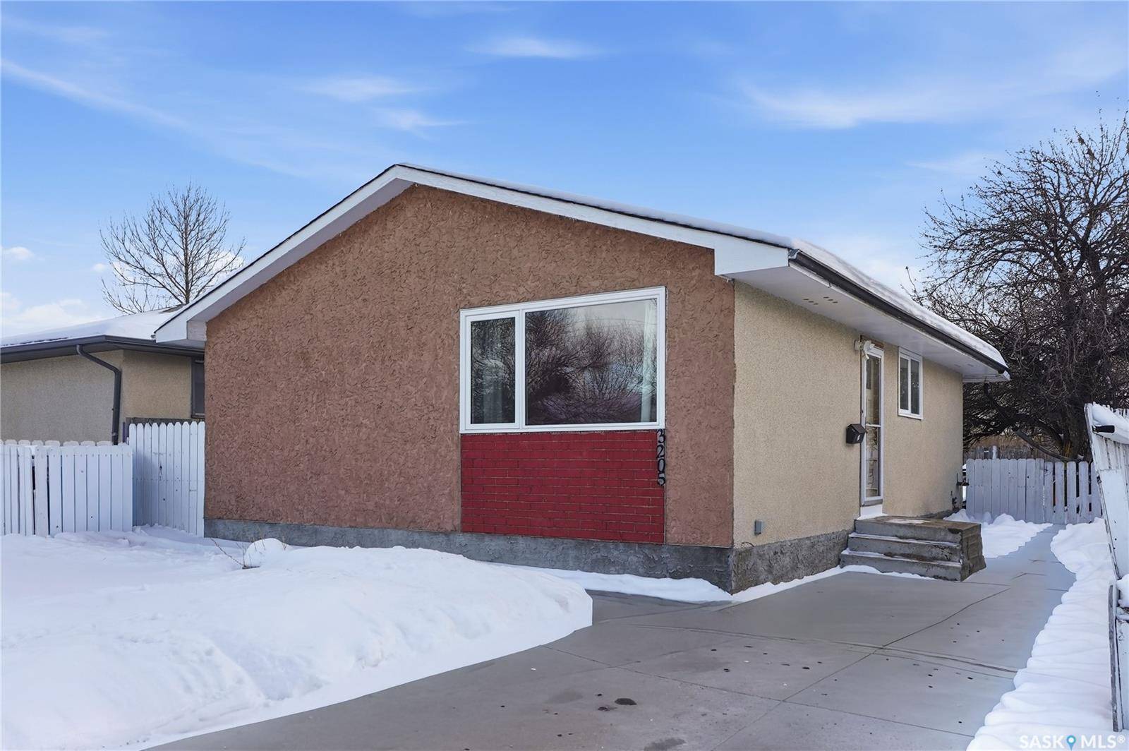 Saskatoon, SK S7L 4R1,3205 33rd STREET W