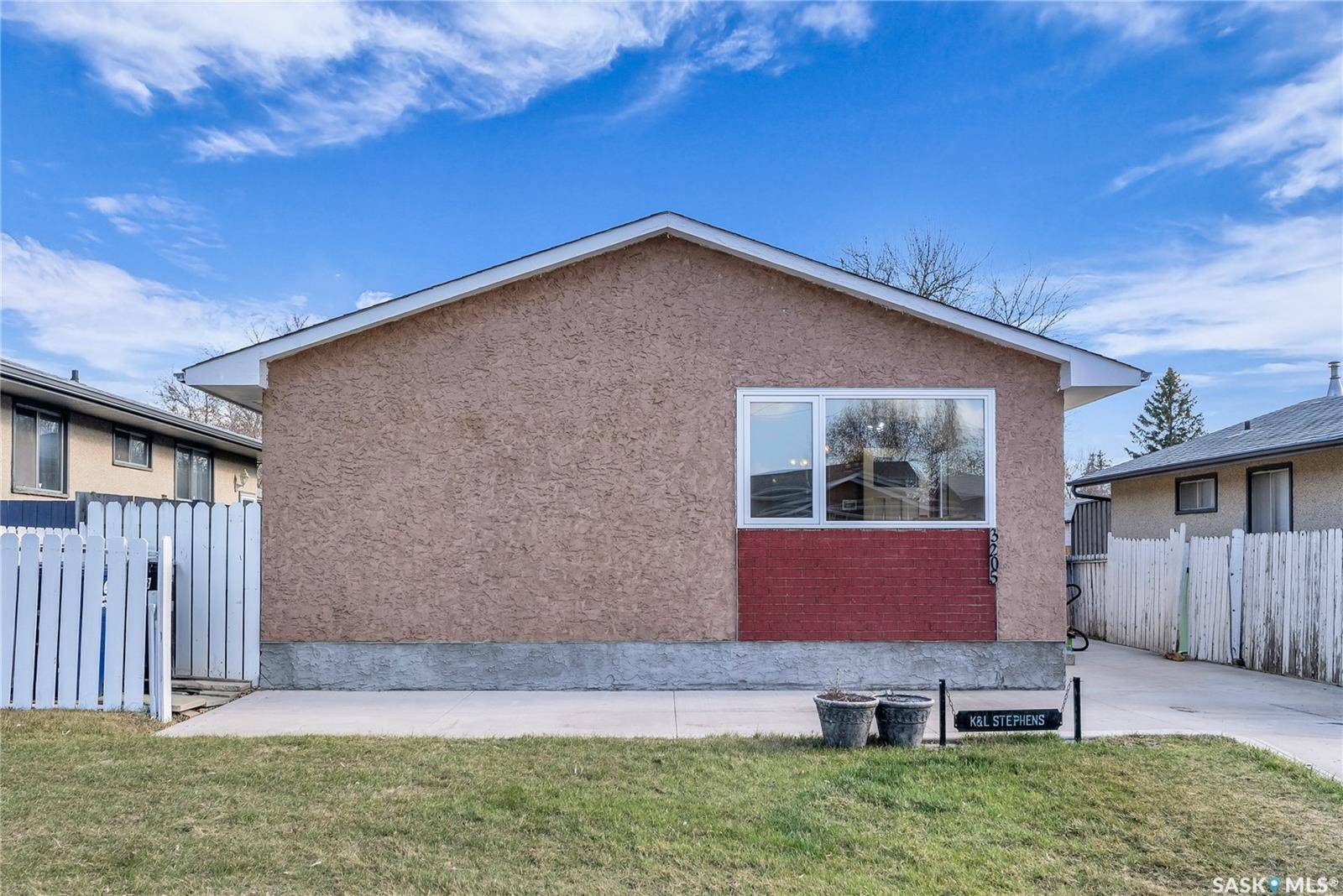 Saskatoon, SK S7L 4R1,3205 33rd STREET W