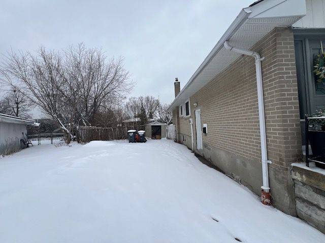 Brampton, ON L6T 1Y8,50 Epsom Downs DR