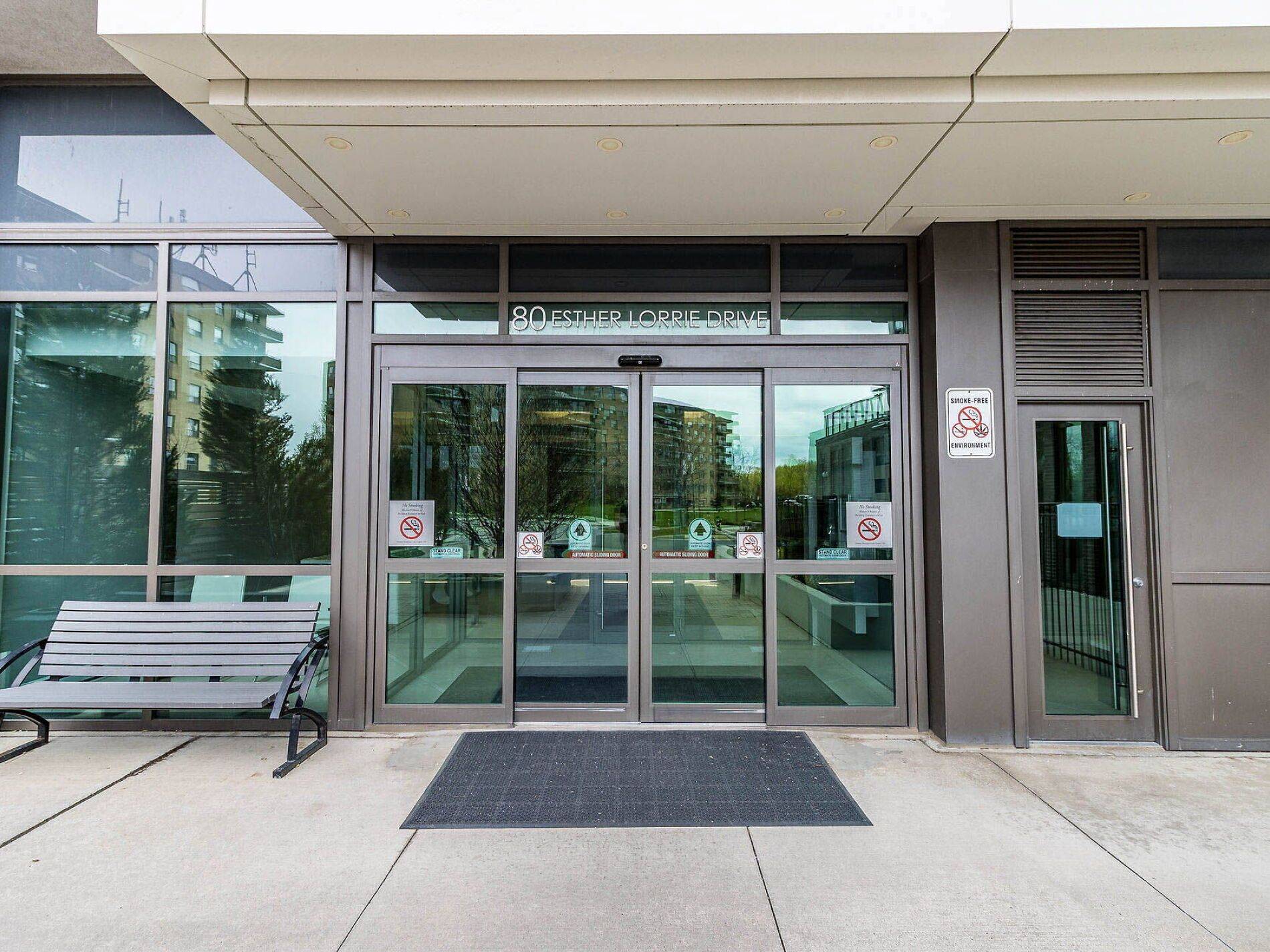 Toronto W10, ON M9W 0C6,80 Esther Lorrie DR #203