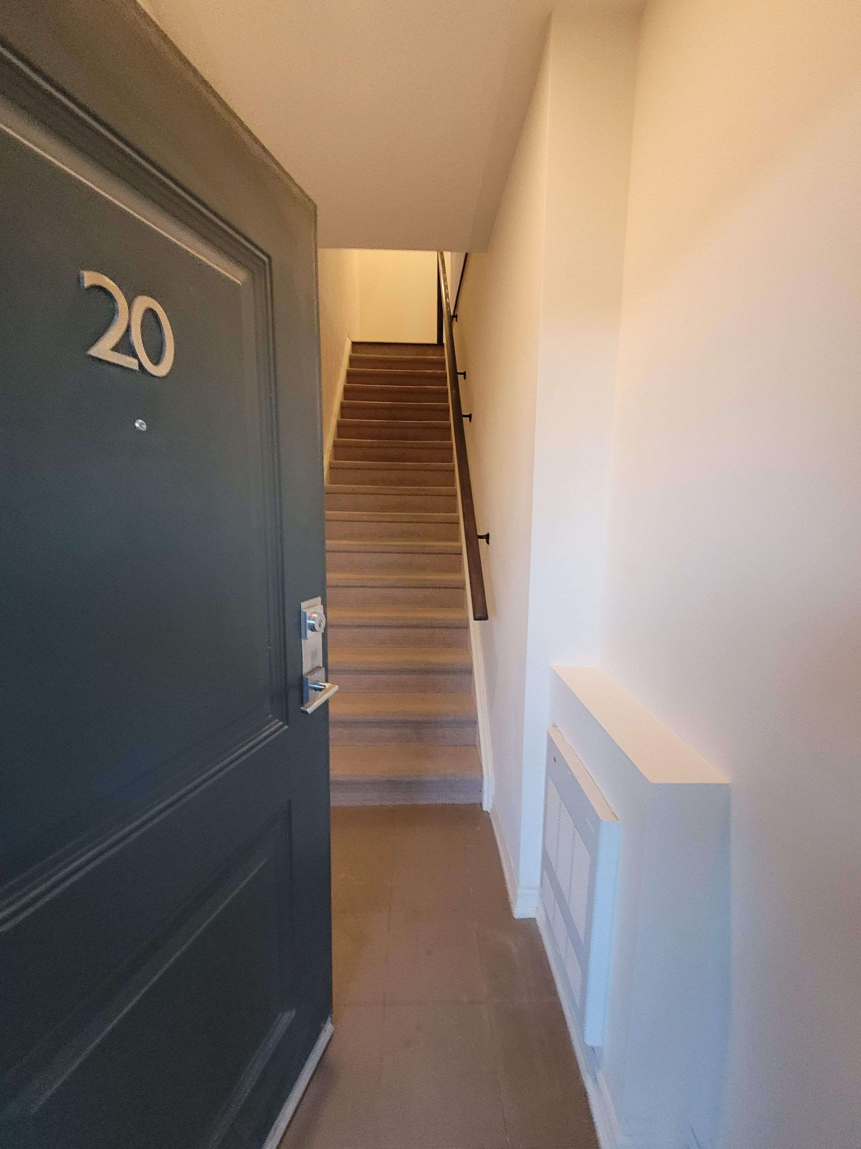 Toronto W06, ON M8W 0B2,70 Eastwood Park GDNS #20