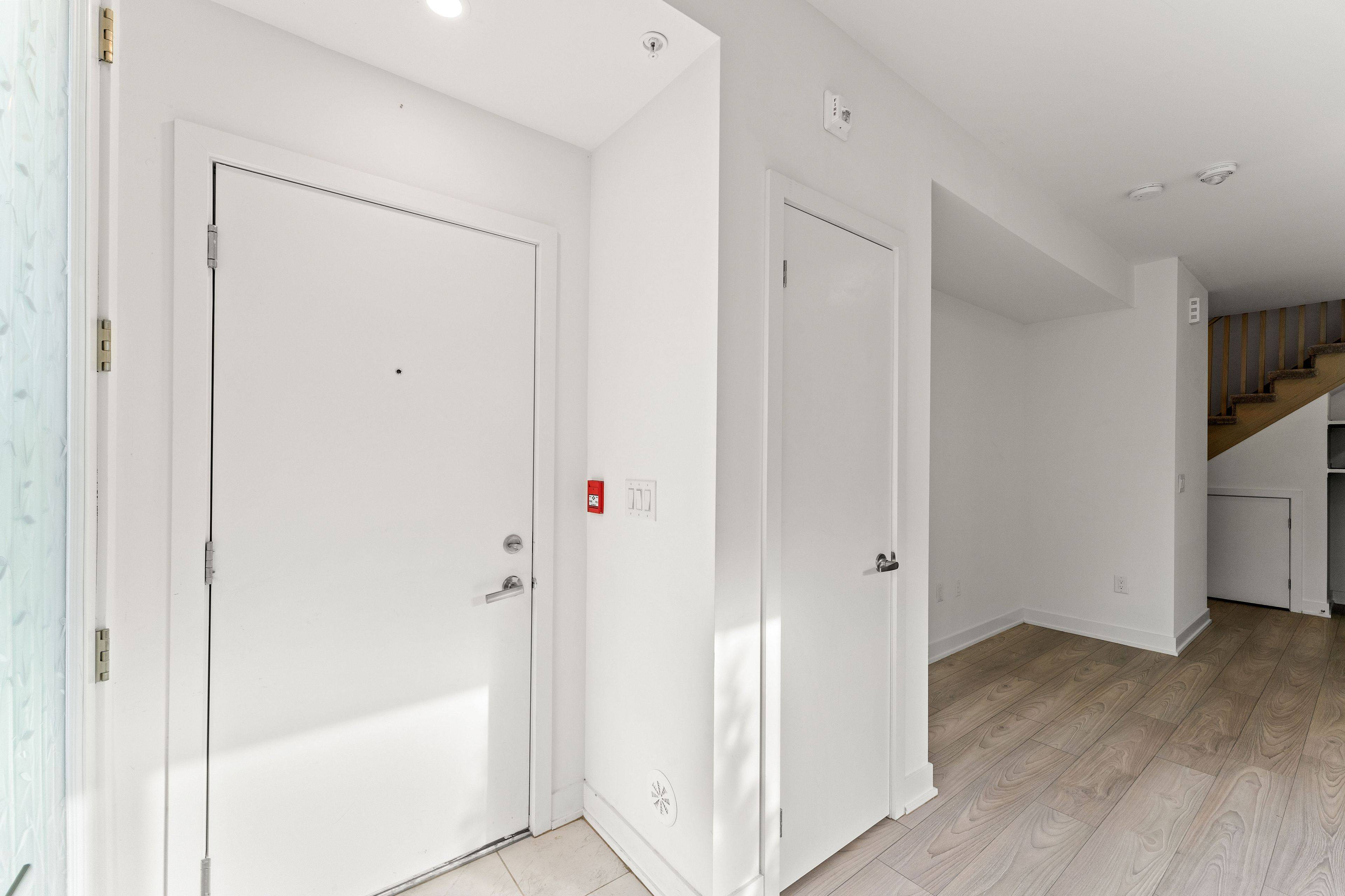 Mississauga, ON L5L 0B8,3476 Widdicombe WAY #15