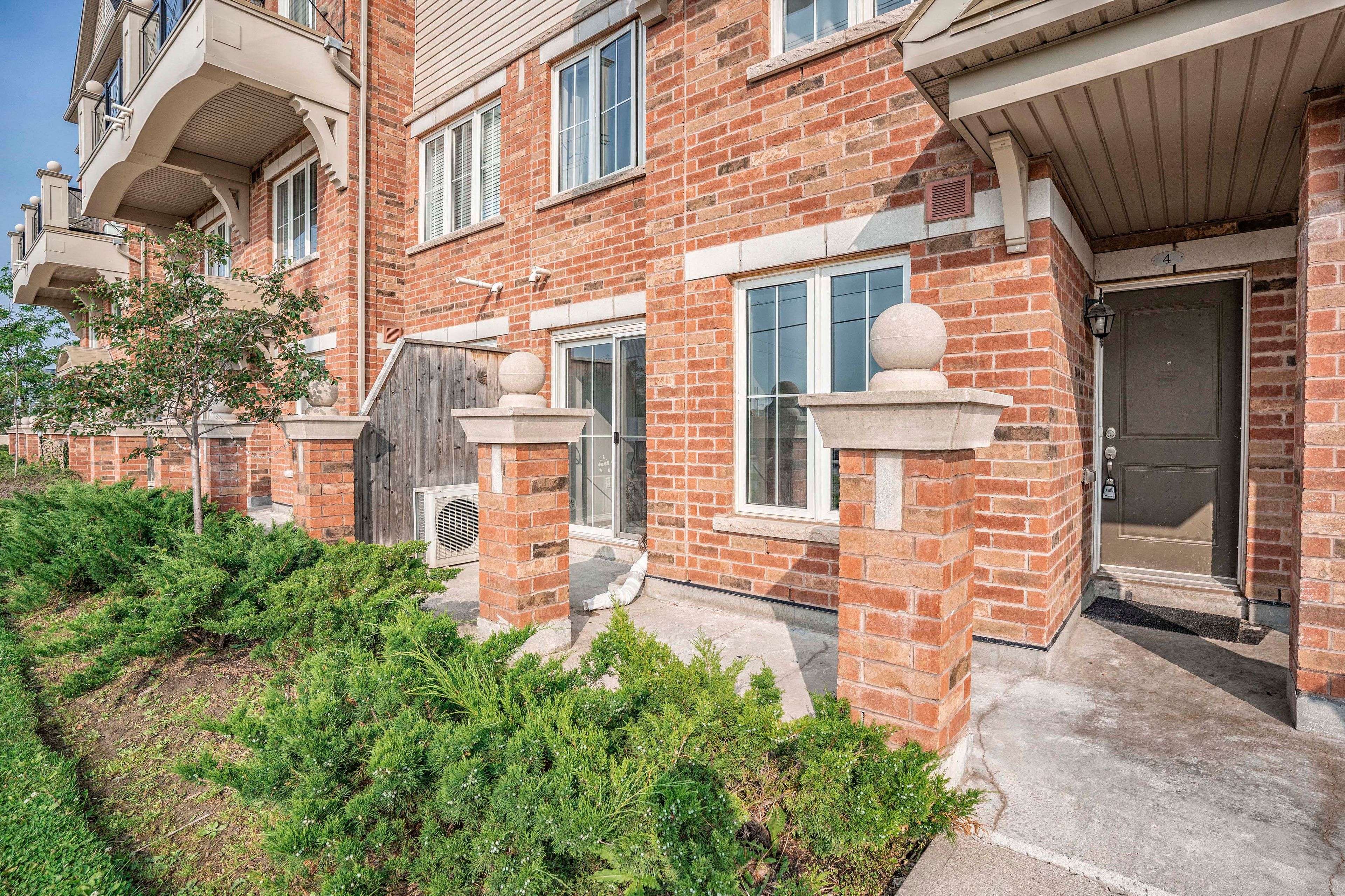 Oakville, ON L6H 0K1,2500 Post RD #4