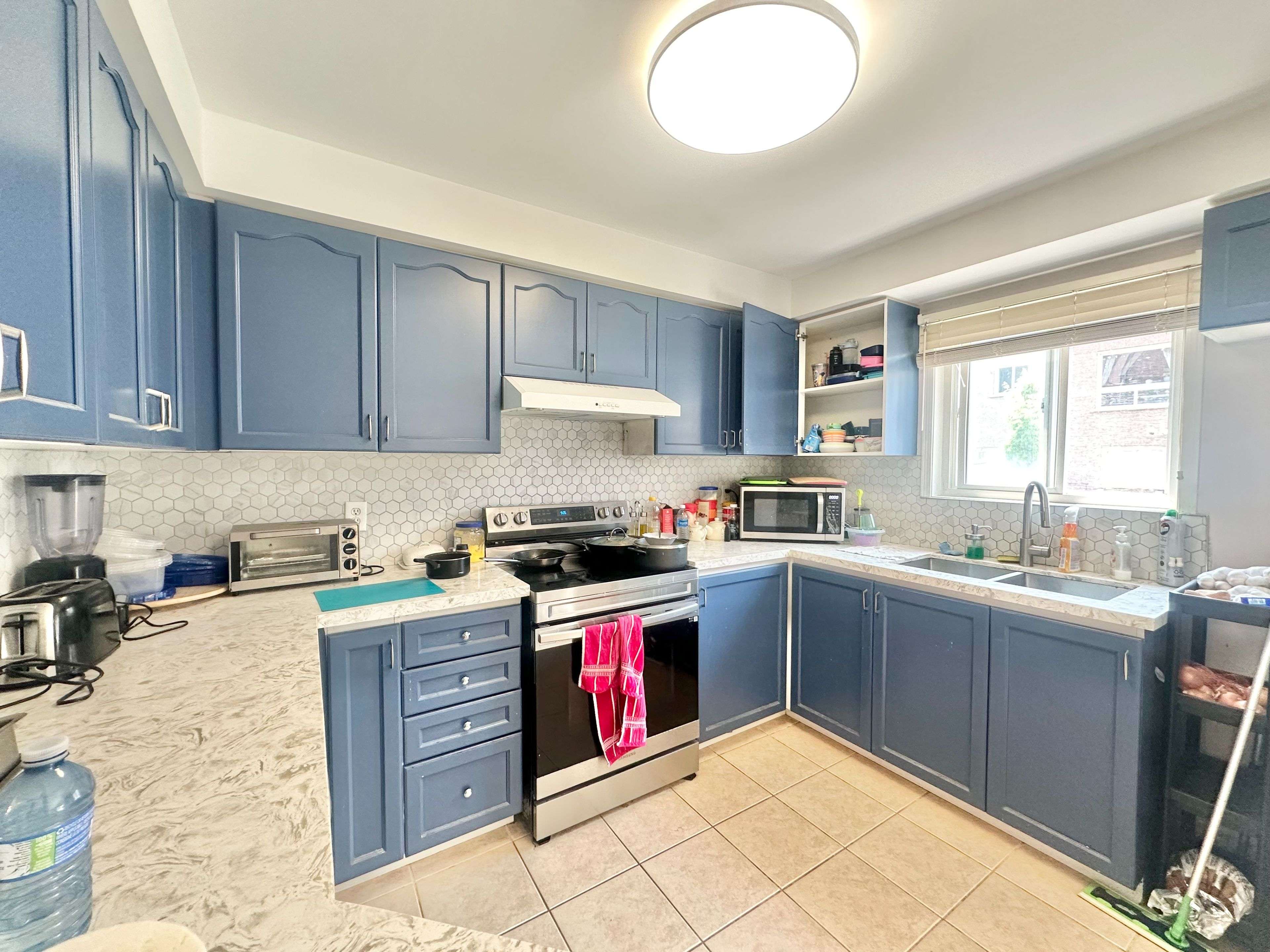 Mississauga, ON L5M 7J2,5260 Mcfarren BLVD W #56