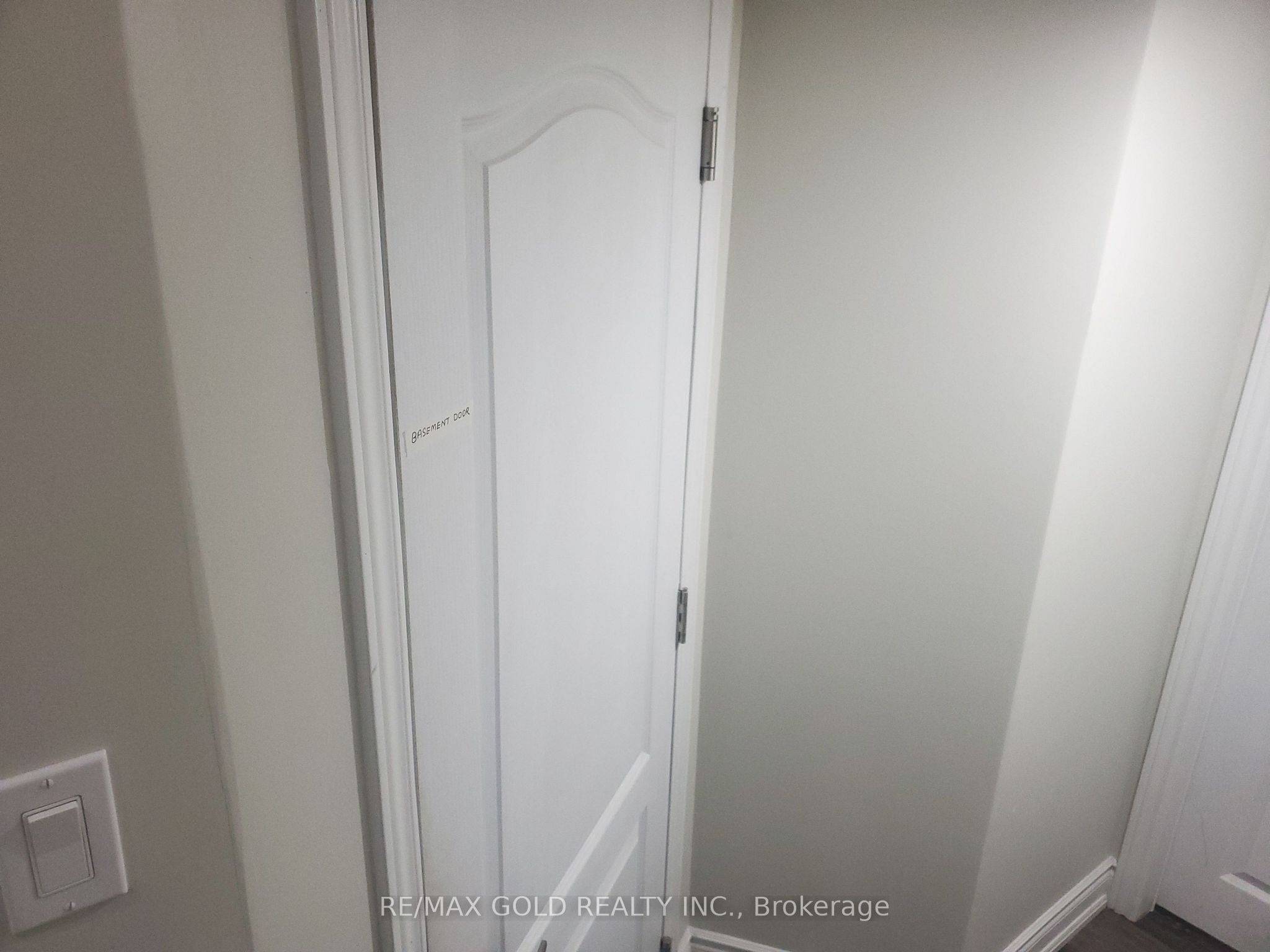 Brampton, ON L6X 4V6,152 Binder Twine TRL #Basement