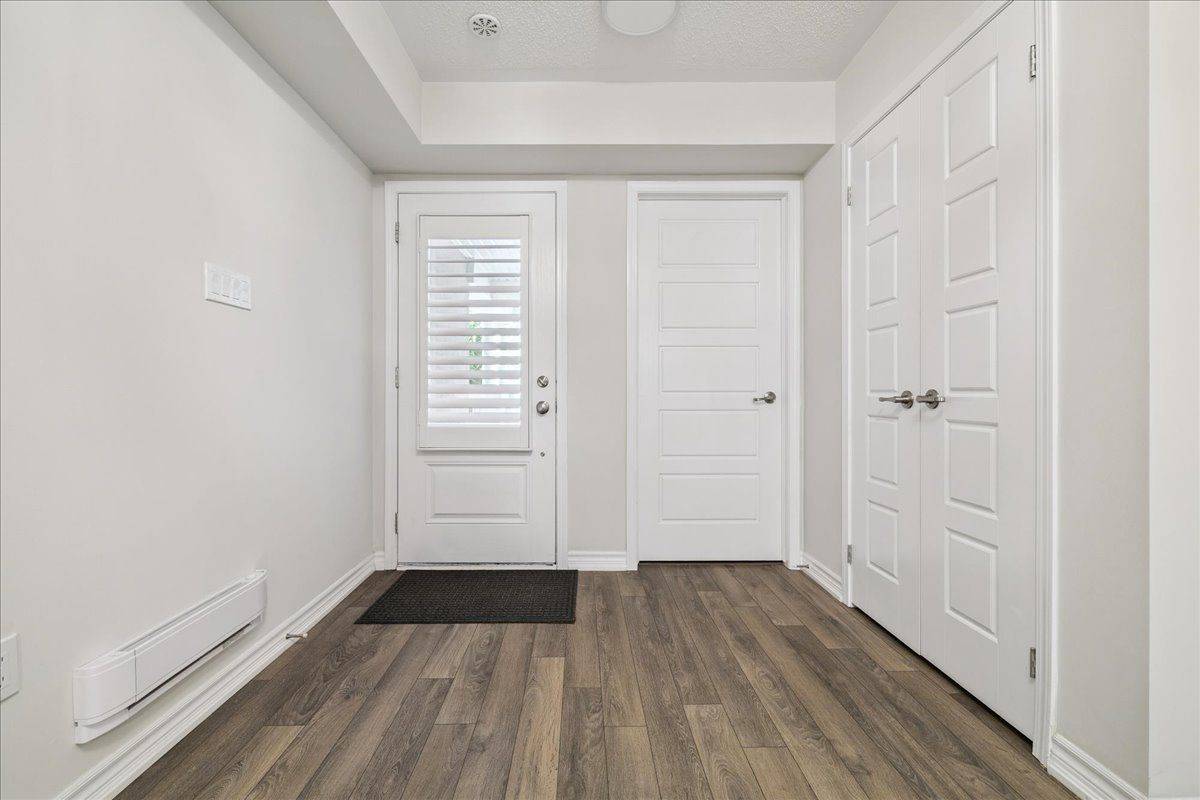 Oakville, ON L6M 0Y7,3087 Mistletoe GDNS