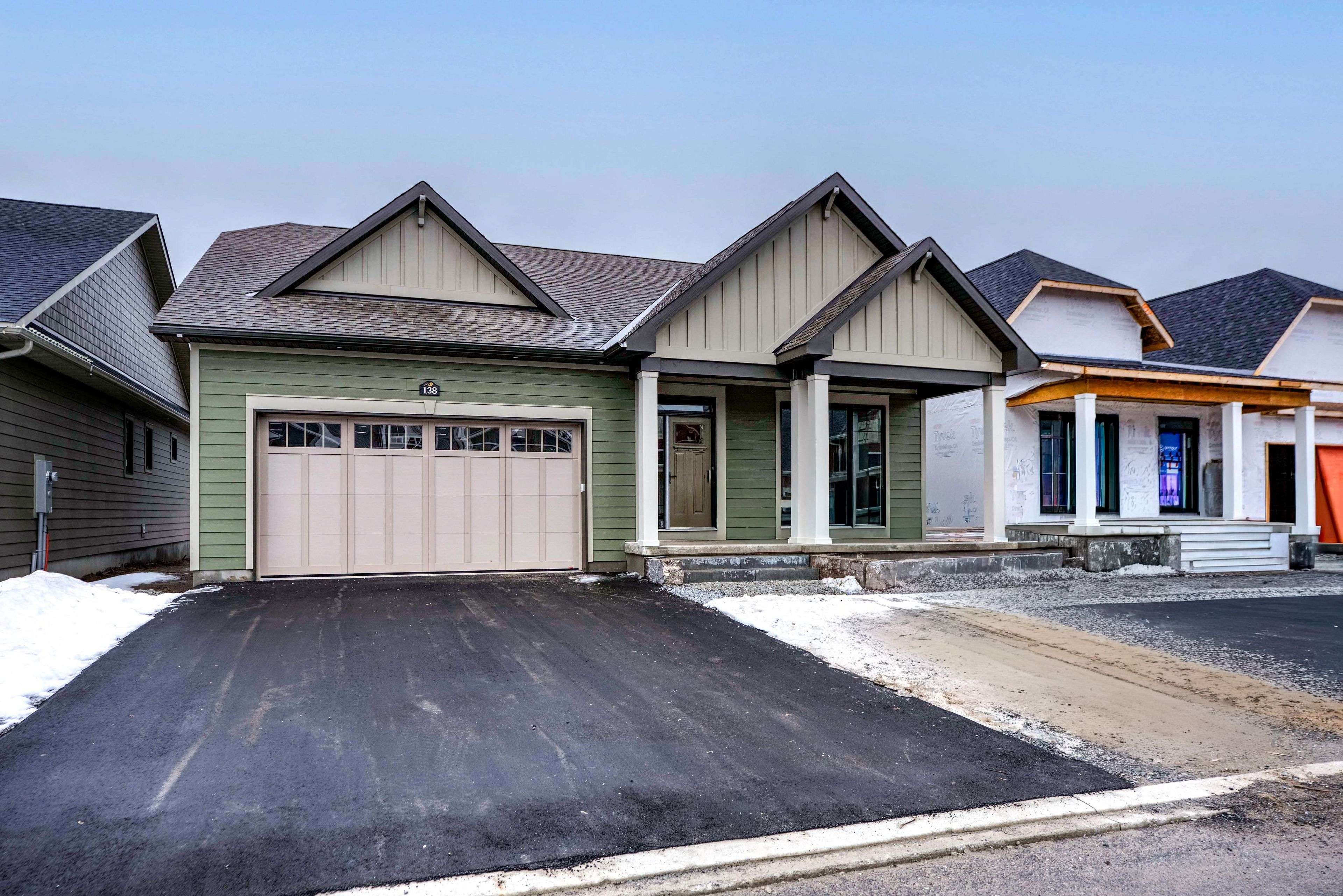 Westport, ON K0G 1X0,138 Shelter Cove DR