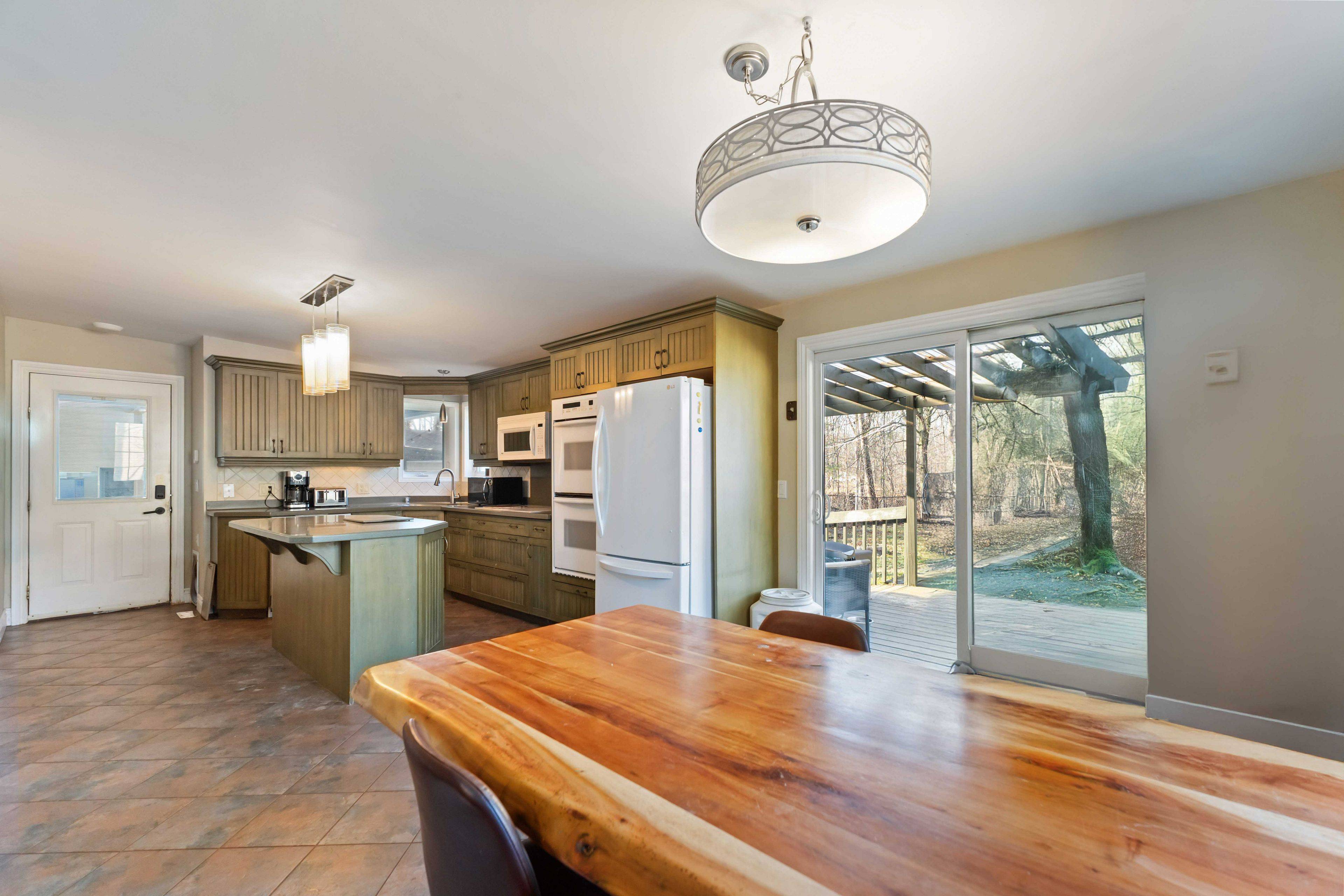 St. Catharines, ON L2R 6P9,1671 Third Street Louth ST