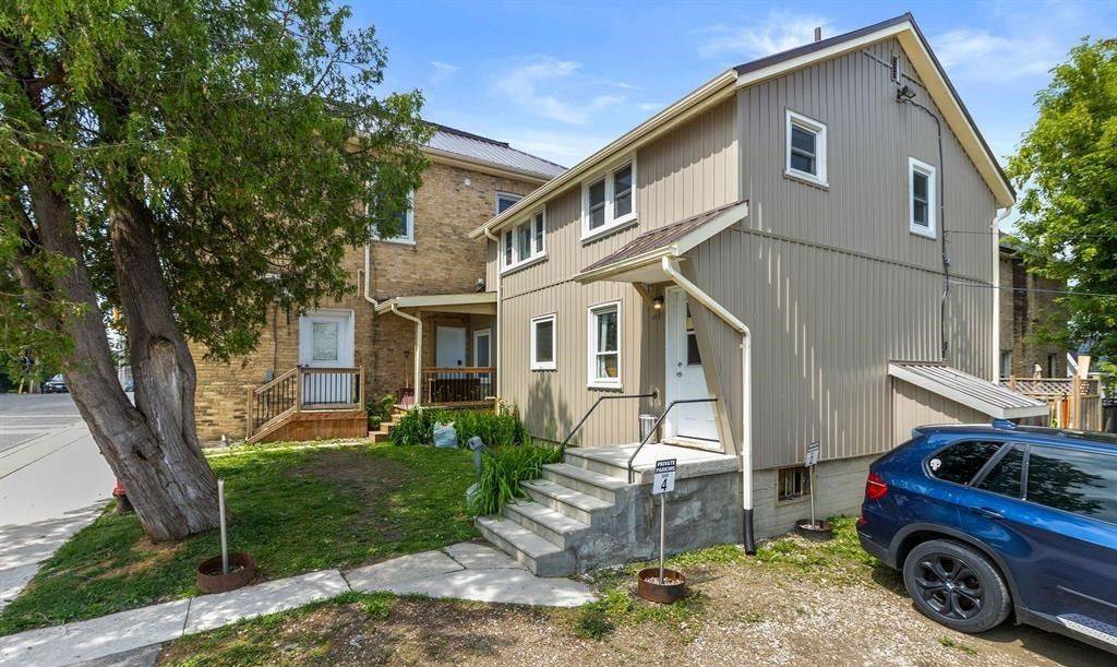 Minto, ON N0G 1Z0,4 ELORA ST N