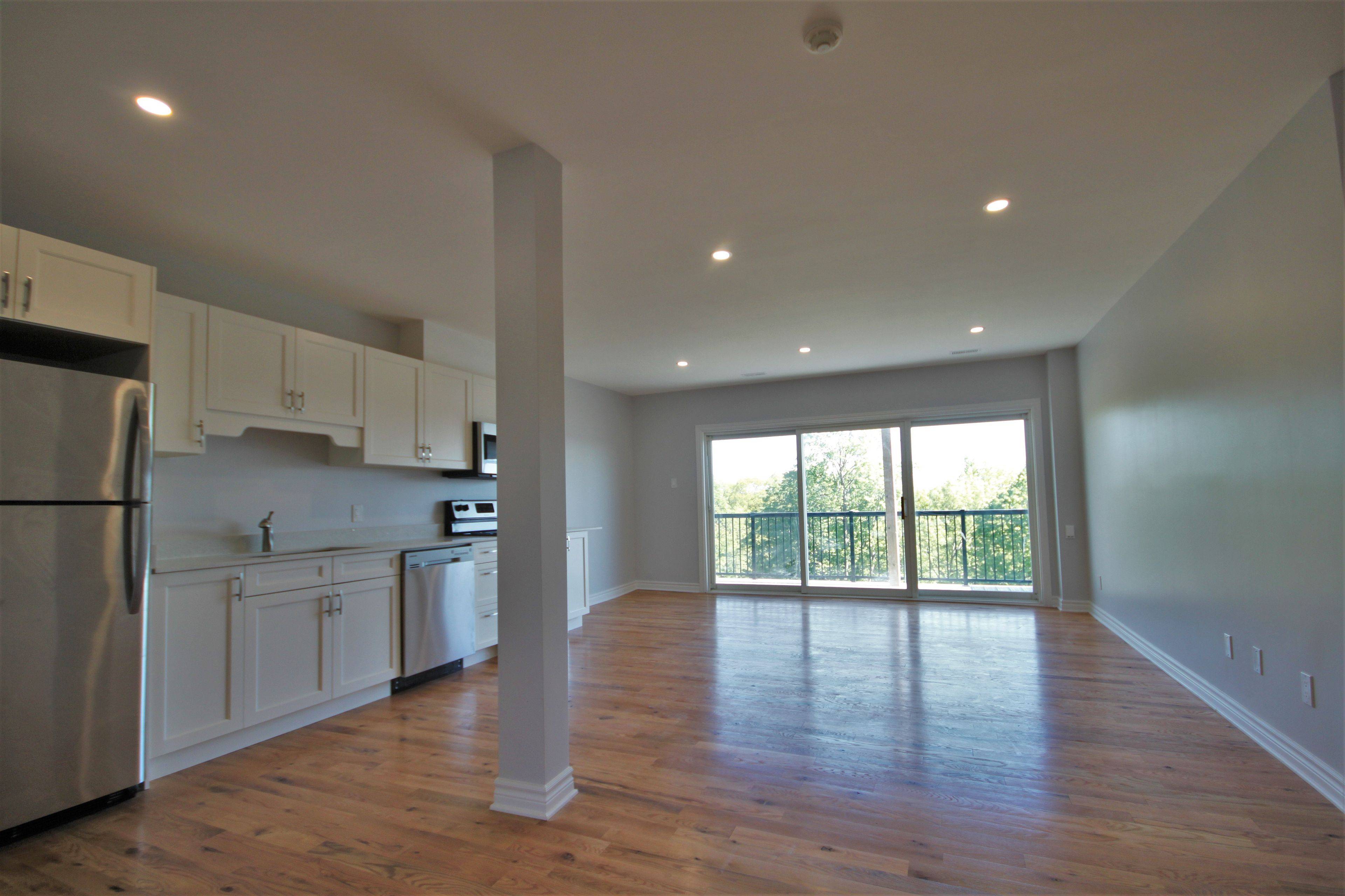 Mcnab/braeside, ON K0A 1G0,768 Usborne ST #5