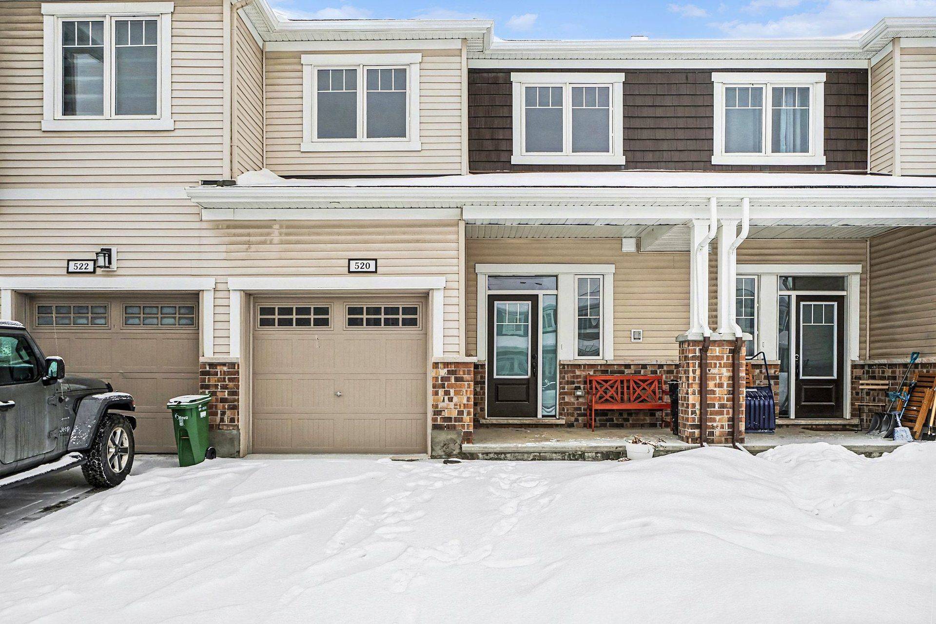 Barrhaven, ON K2J 3V5,520 Flagstaff DR