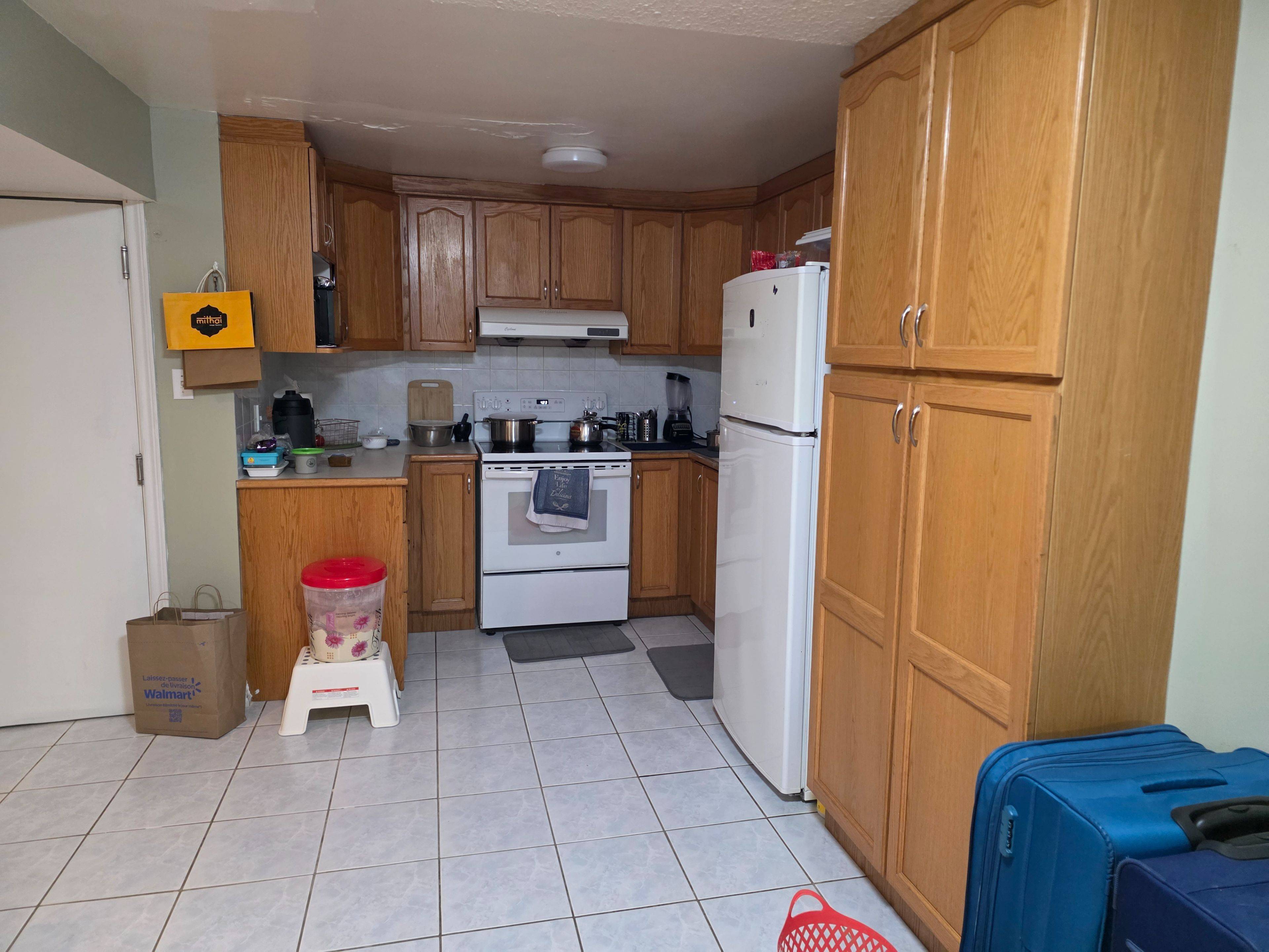 Hamilton, ON L9B 2S3,35 Claudette Gate