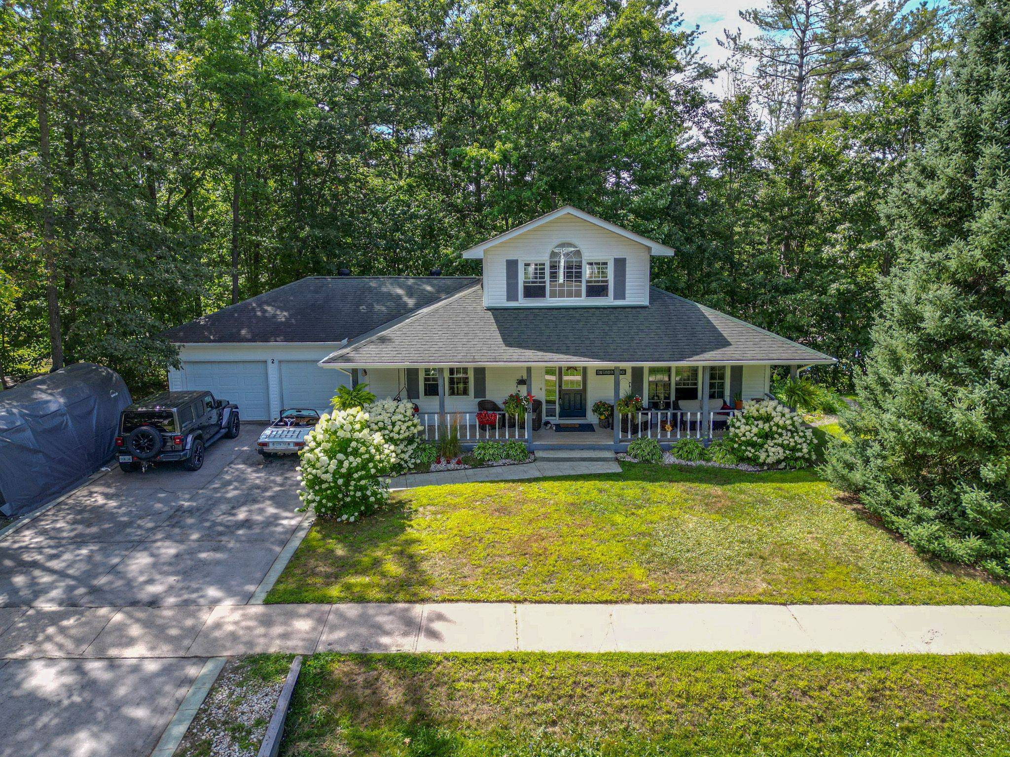 Bracebridge, ON P1L 1L4,2 The Granite Bluff N/A