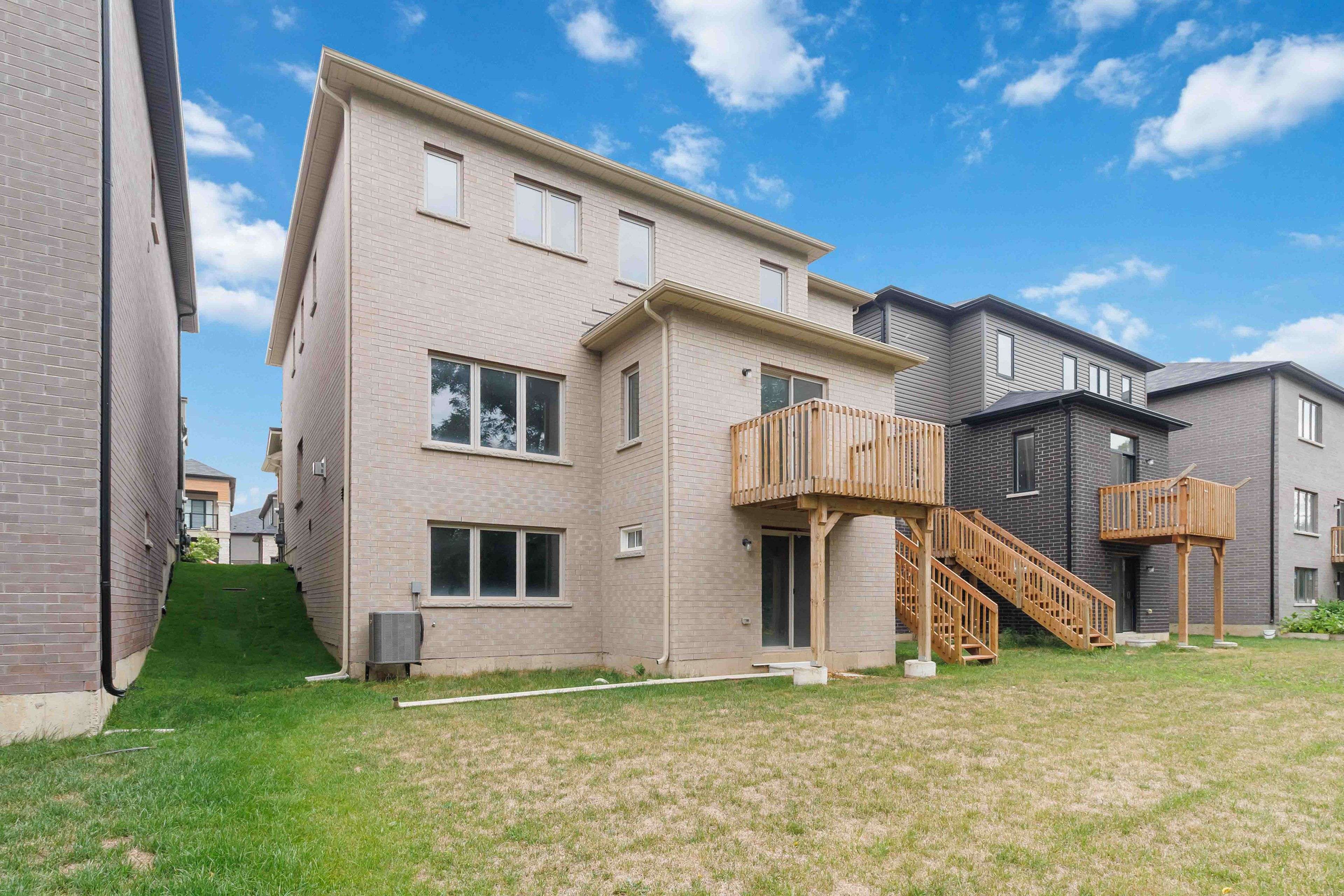 Brantford, ON N3V 0B2,29 Stauffer RD