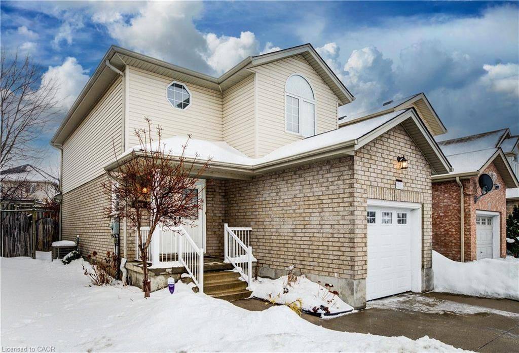 Kitchener, ON N2E 3S9,524 WINDFLOWER CRES