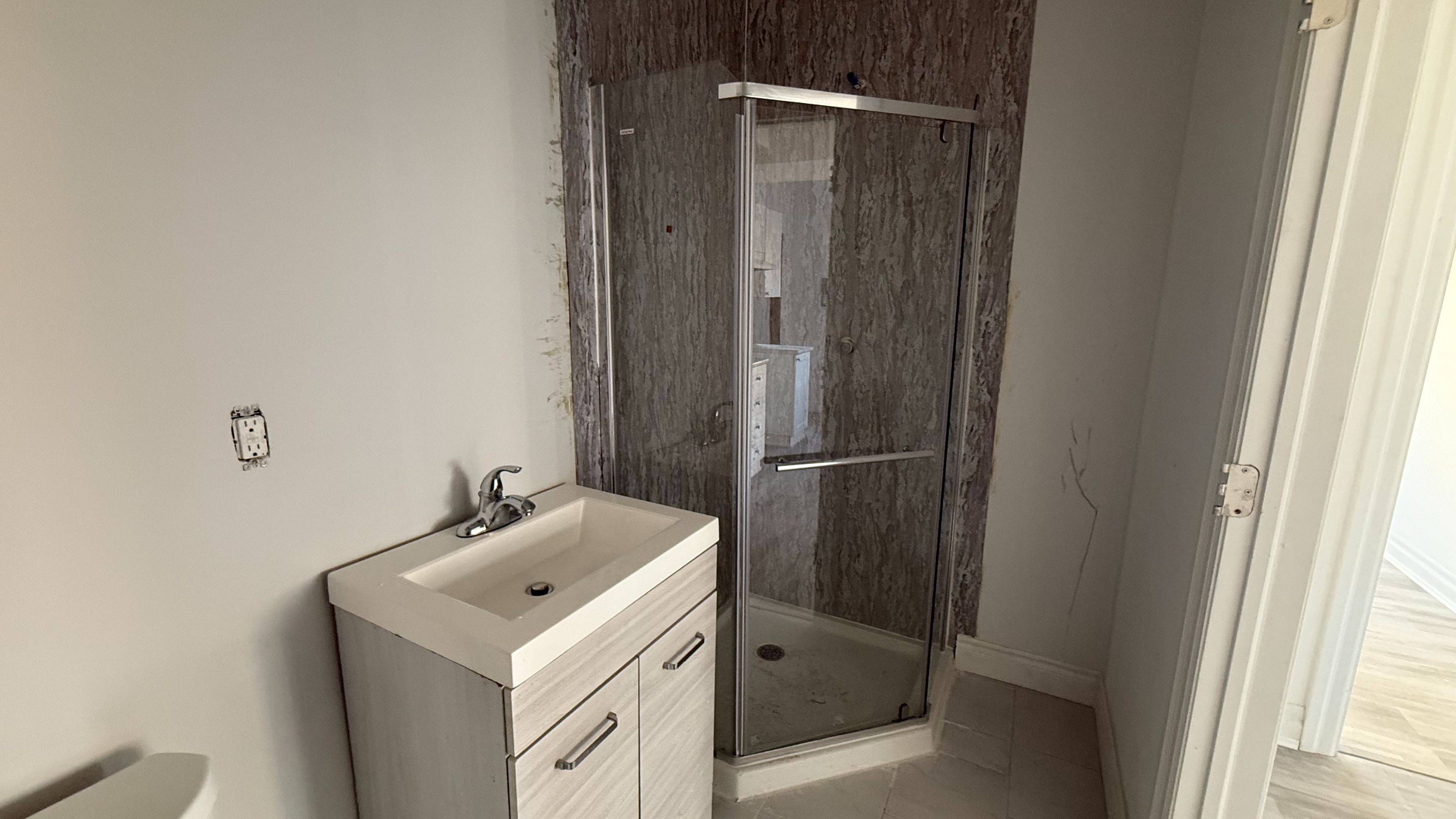 St. Catharines, ON L2R 5H9,7 King ST