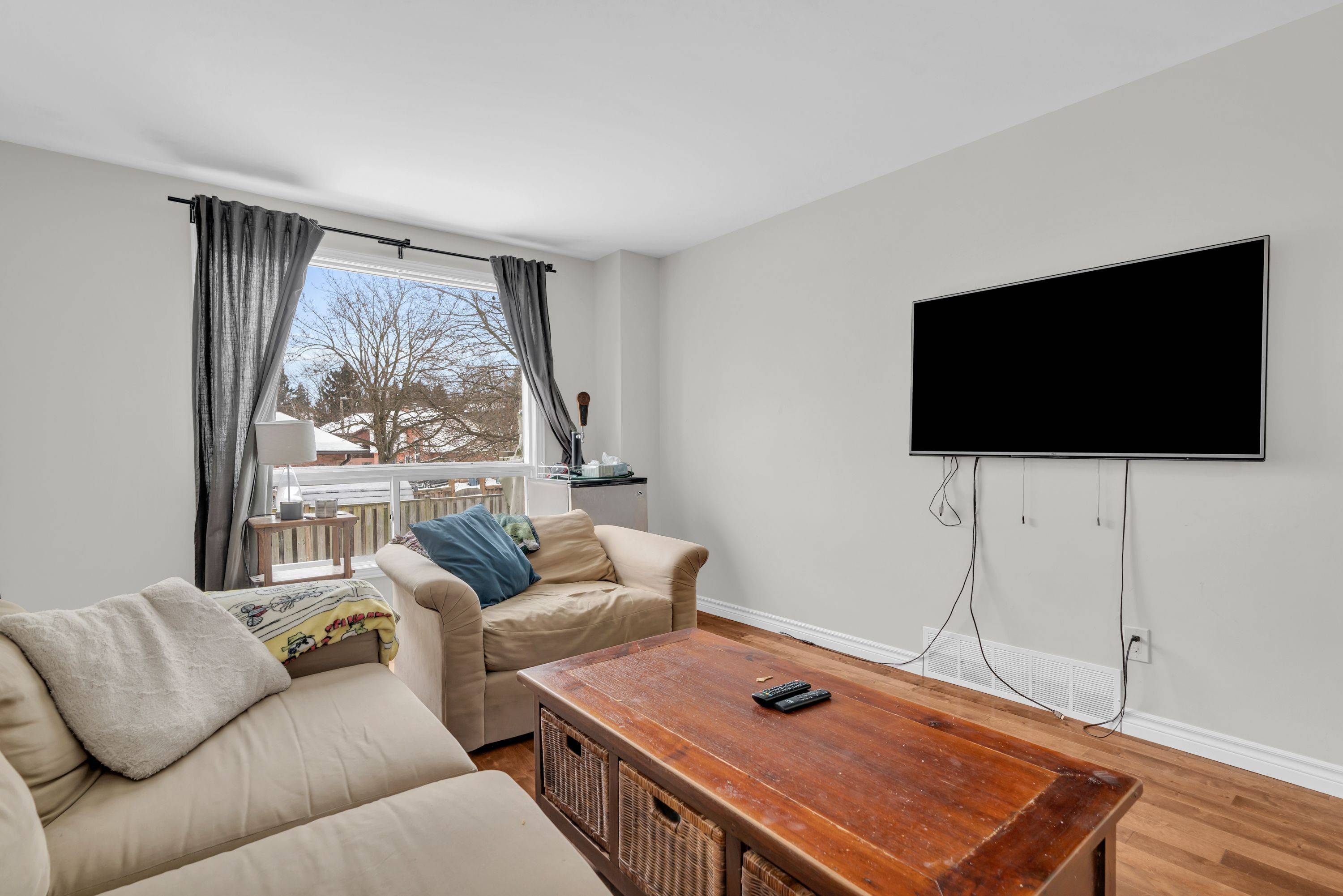 Guelph, ON N1G 3M8,11 Sagewood PL