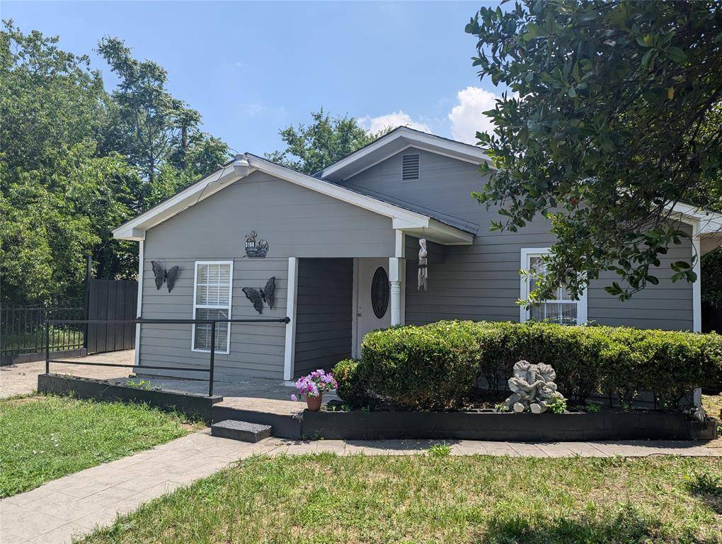 Fort Worth, TX 76105,3108 BIDEKER Avenue