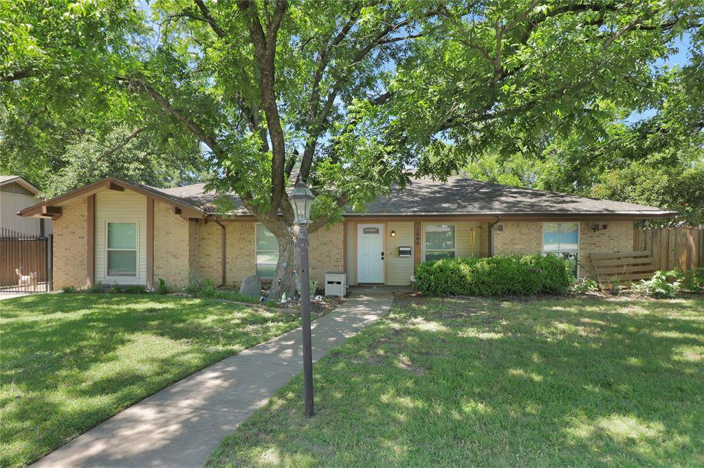 3800 Delmas Drive, Benbrook, TX 76116