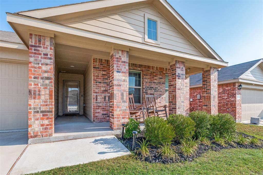 Justin, TX 76247,640 Emmons Creek Street