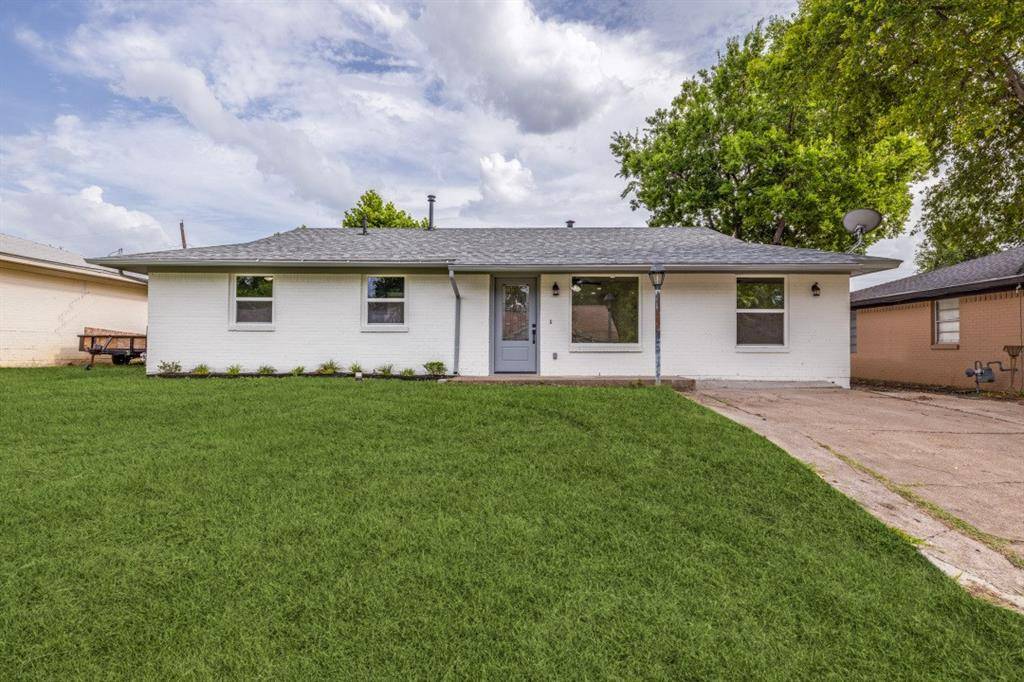 Arlington, TX 76010,910 Darlene Lane