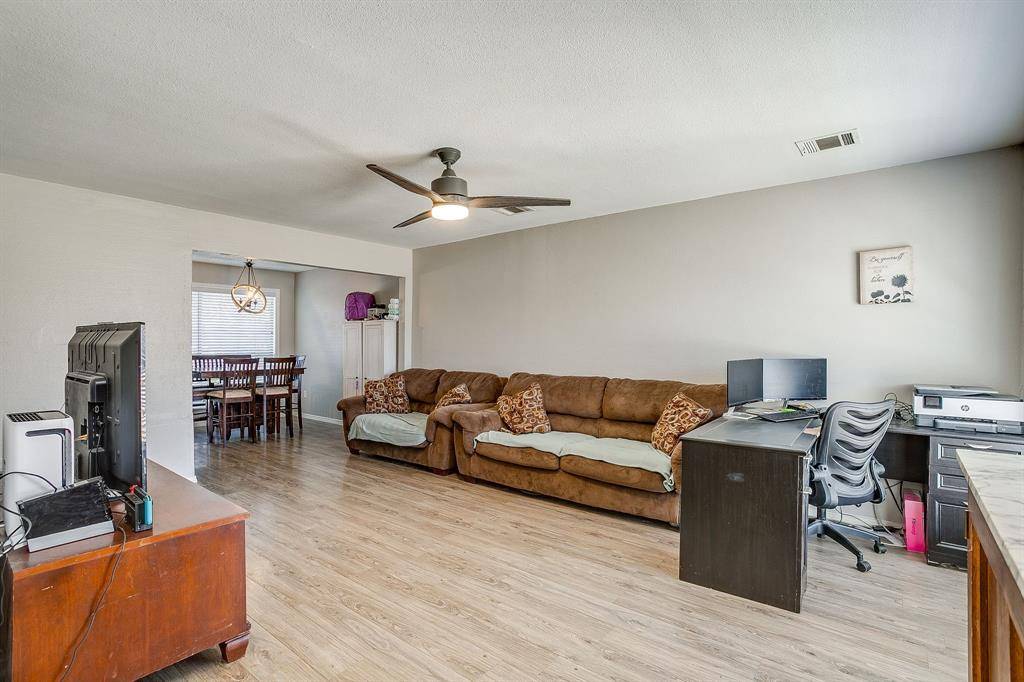 Watauga, TX 76148,6813 Quail Meadow Drive