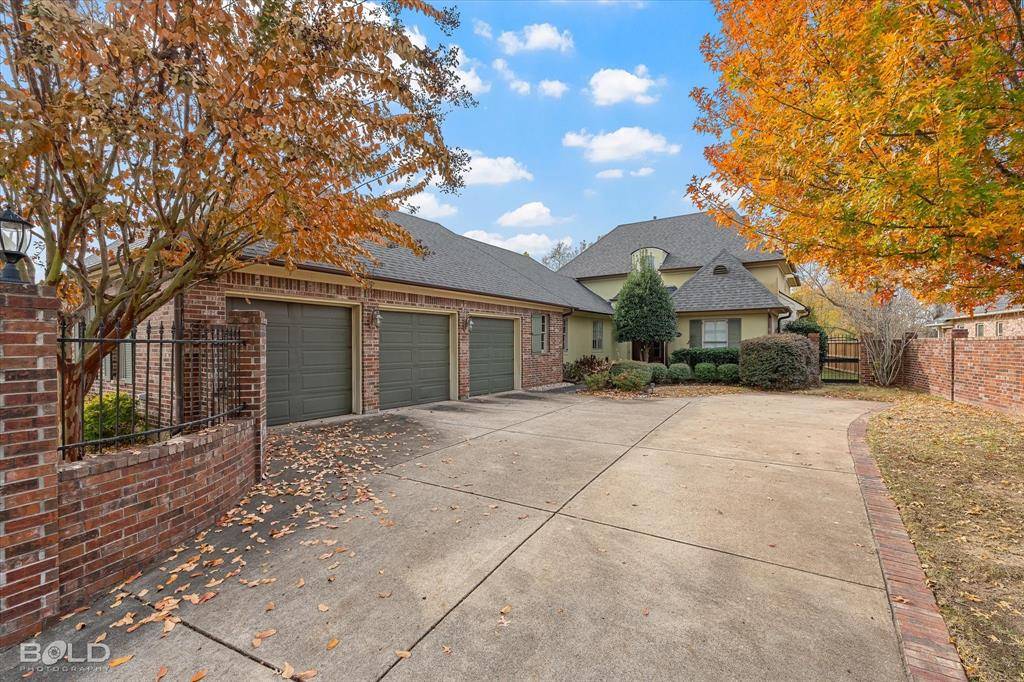 Shreveport, LA 71105,2804 Caribbean Cove