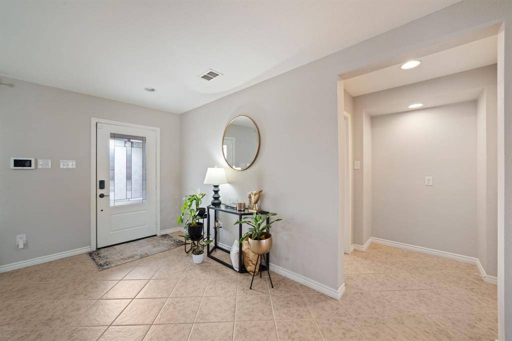 Desoto, TX 75115,705 Jewelflower Drive