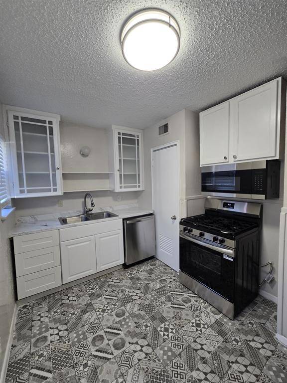 Fort Worth, TX 76107,4738 El Campo Avenue #8