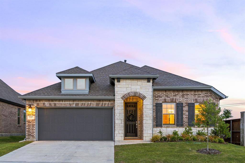 Royse City, TX 75189,2102 Clear Water Way