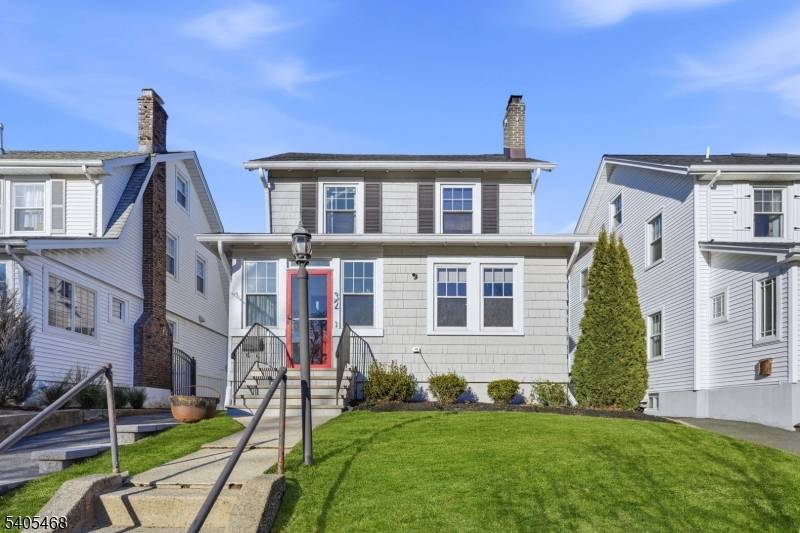 Montclair Twp., NJ 07042,32 Dodd St