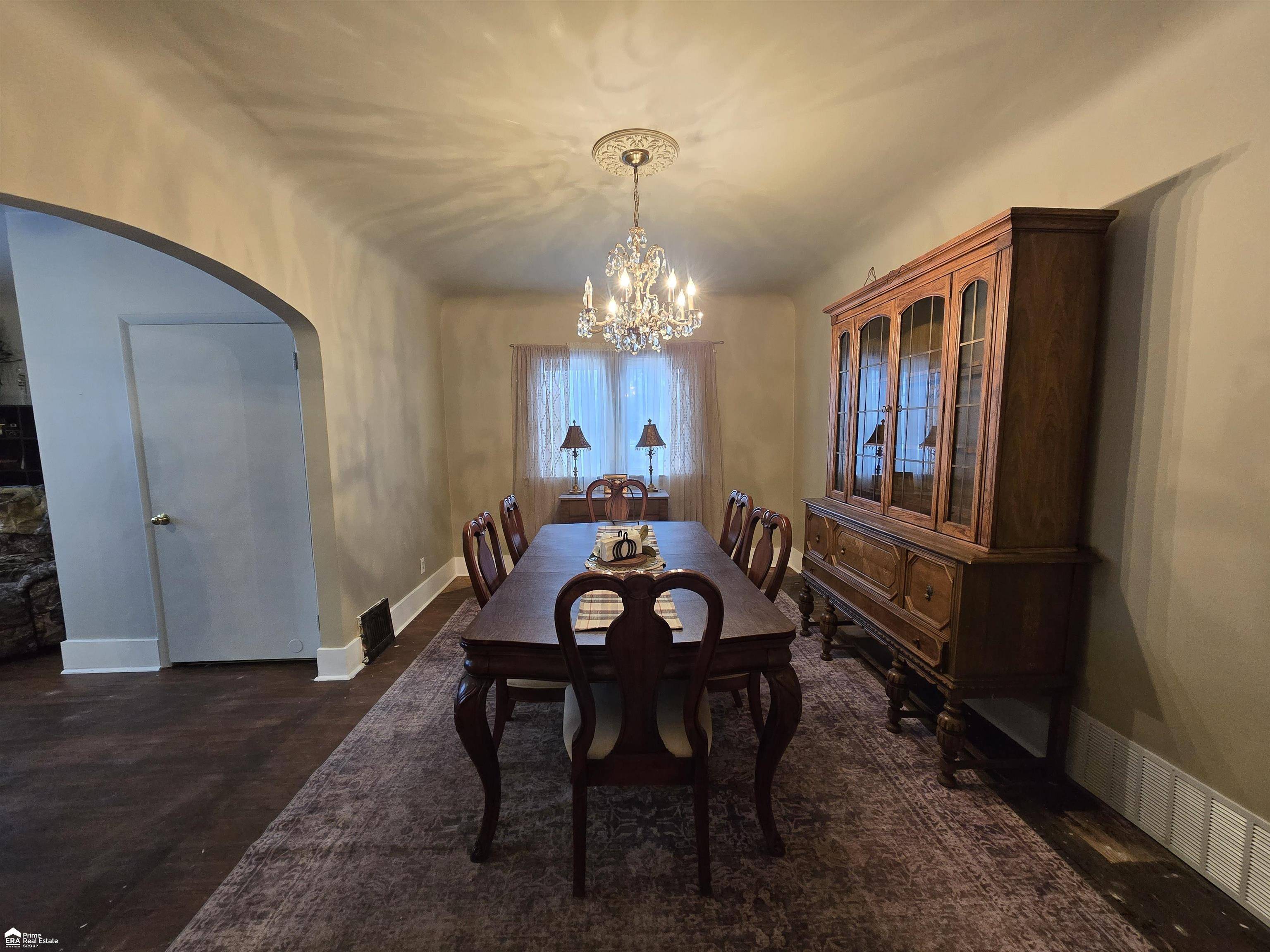 Saginaw, MI 48601,5303 Dixie HWY