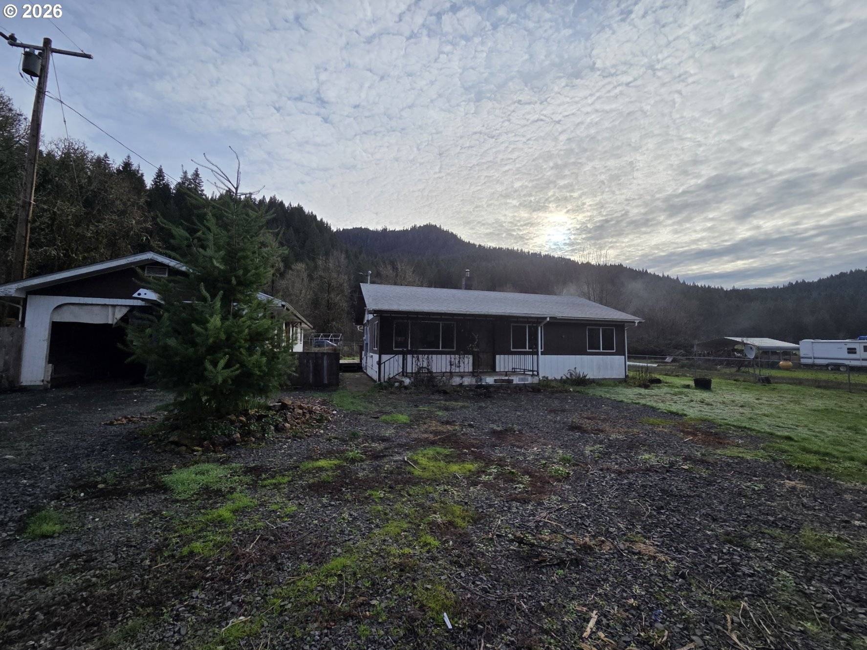 Glide, OR 97443,413 GOODREAU LN