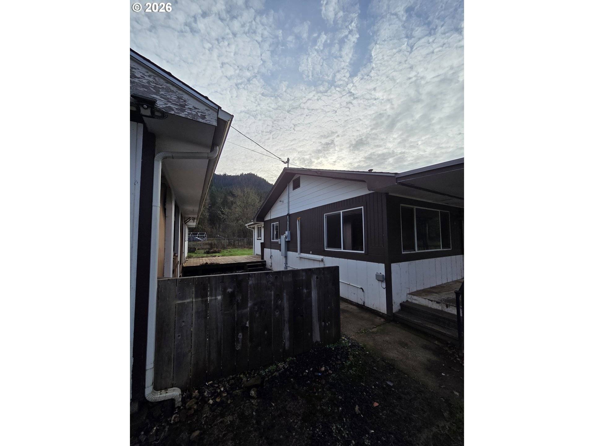 Glide, OR 97443,413 GOODREAU LN