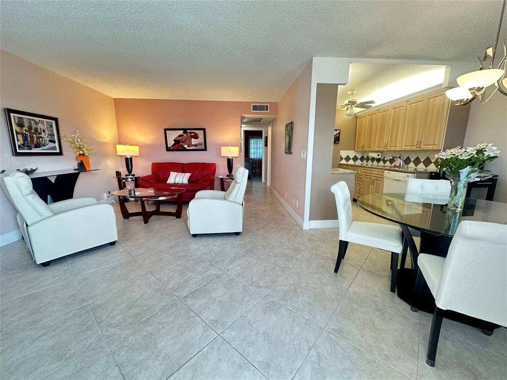 Deerfield Beach, FL 33442,4004 Newport G #4004