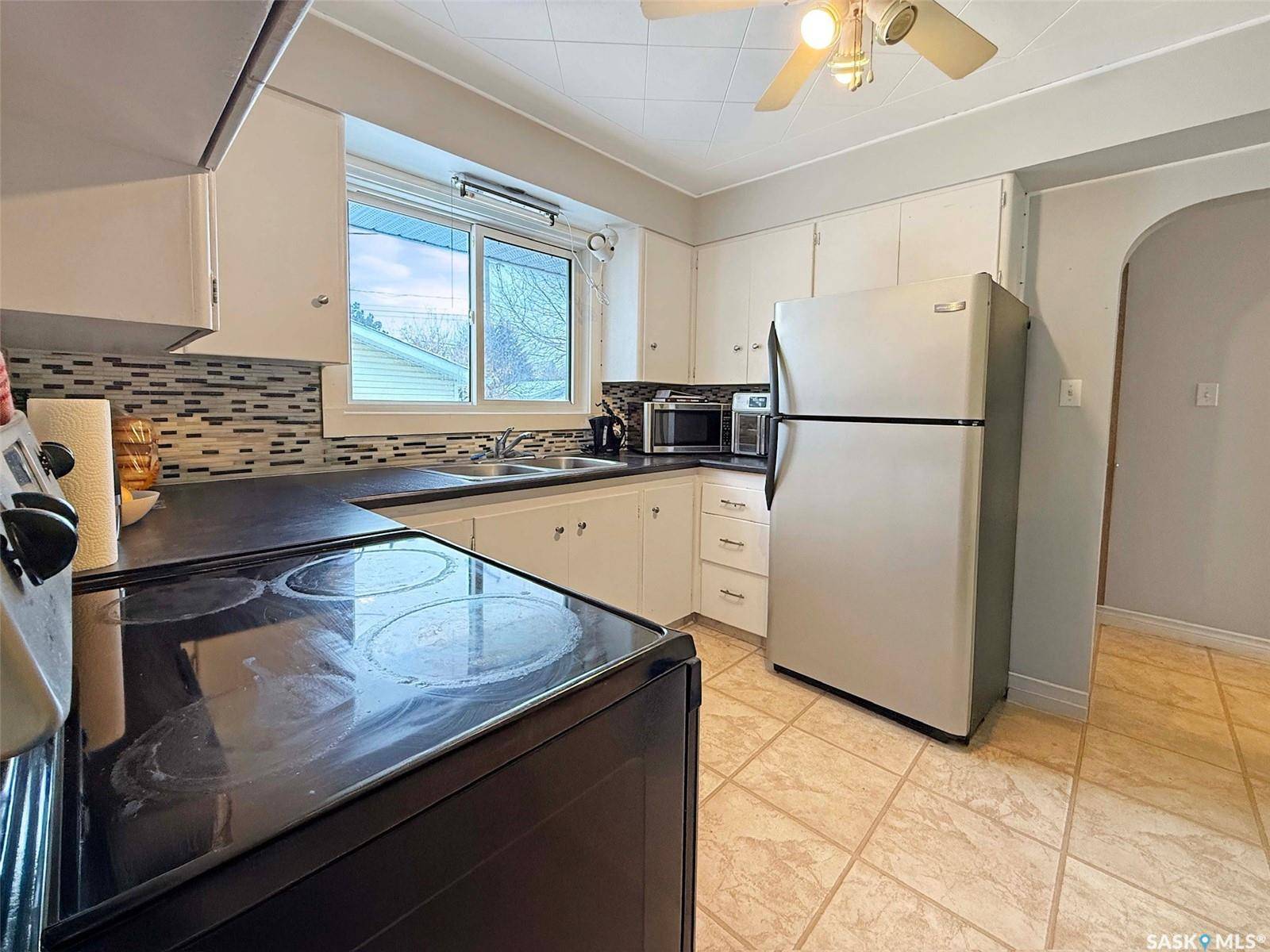 Swift Current, SK S9H 2W8,271 14th AVENUE NE