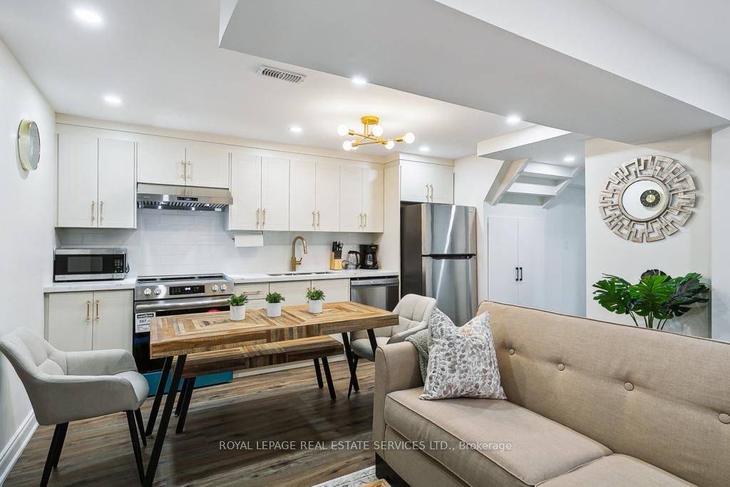 Milton, ON L9T 0X6,289 Potts TER