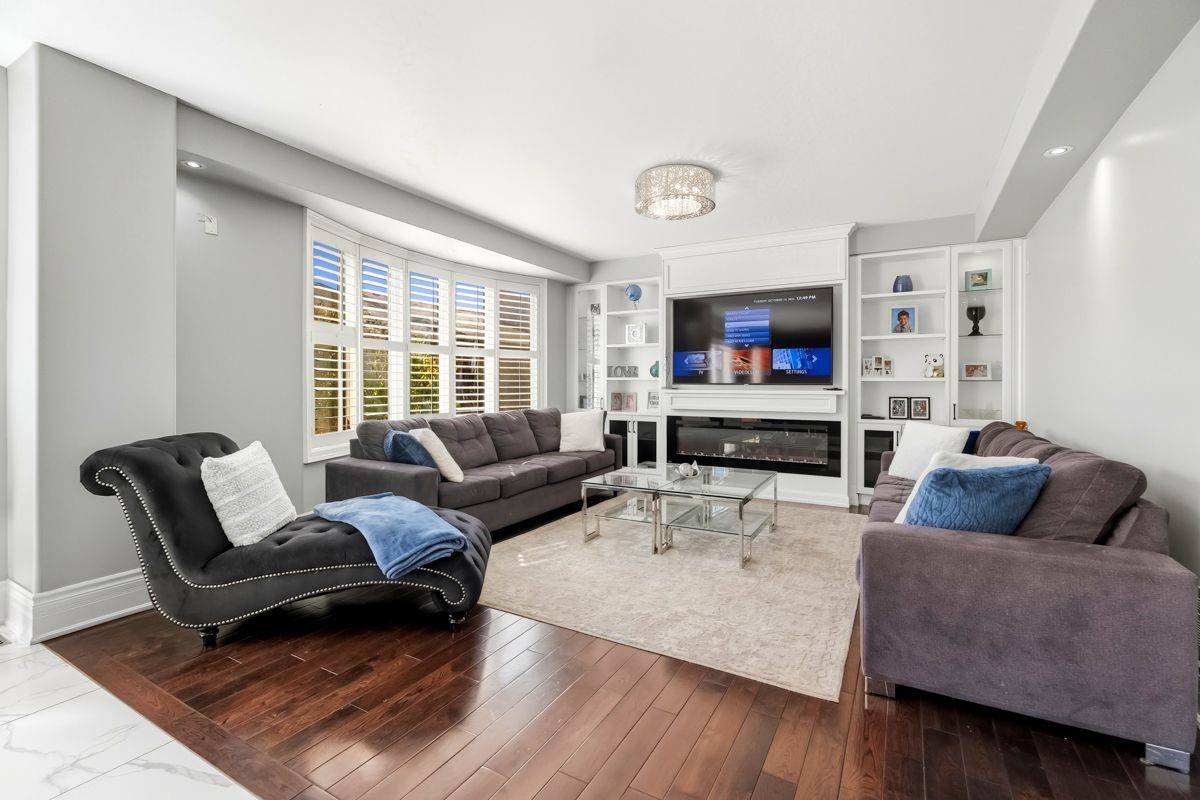 Milton, ON L9T 7N9,318 Laundon TER