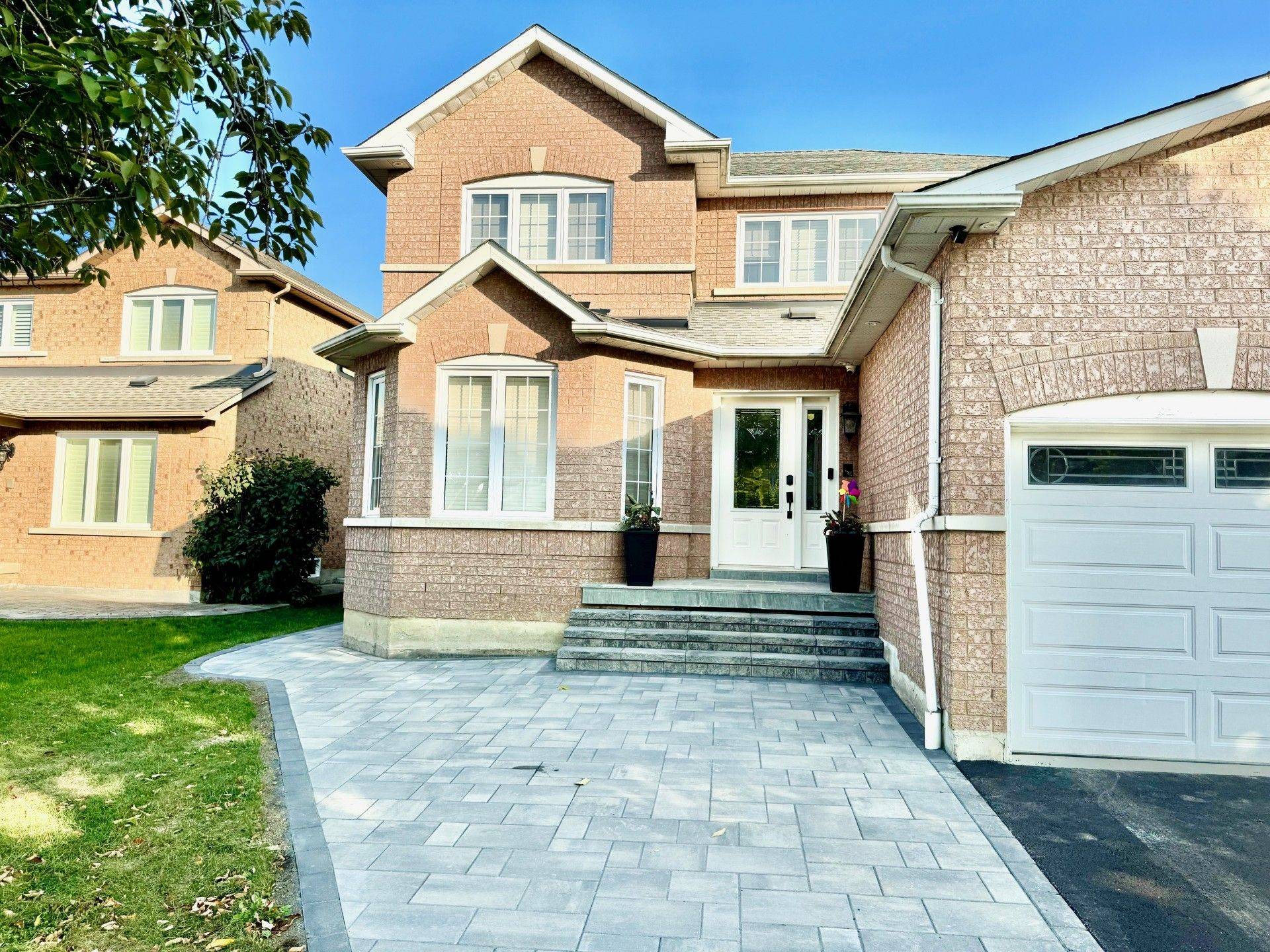 Mississauga, ON L5V 1J4,6421 Donway DR