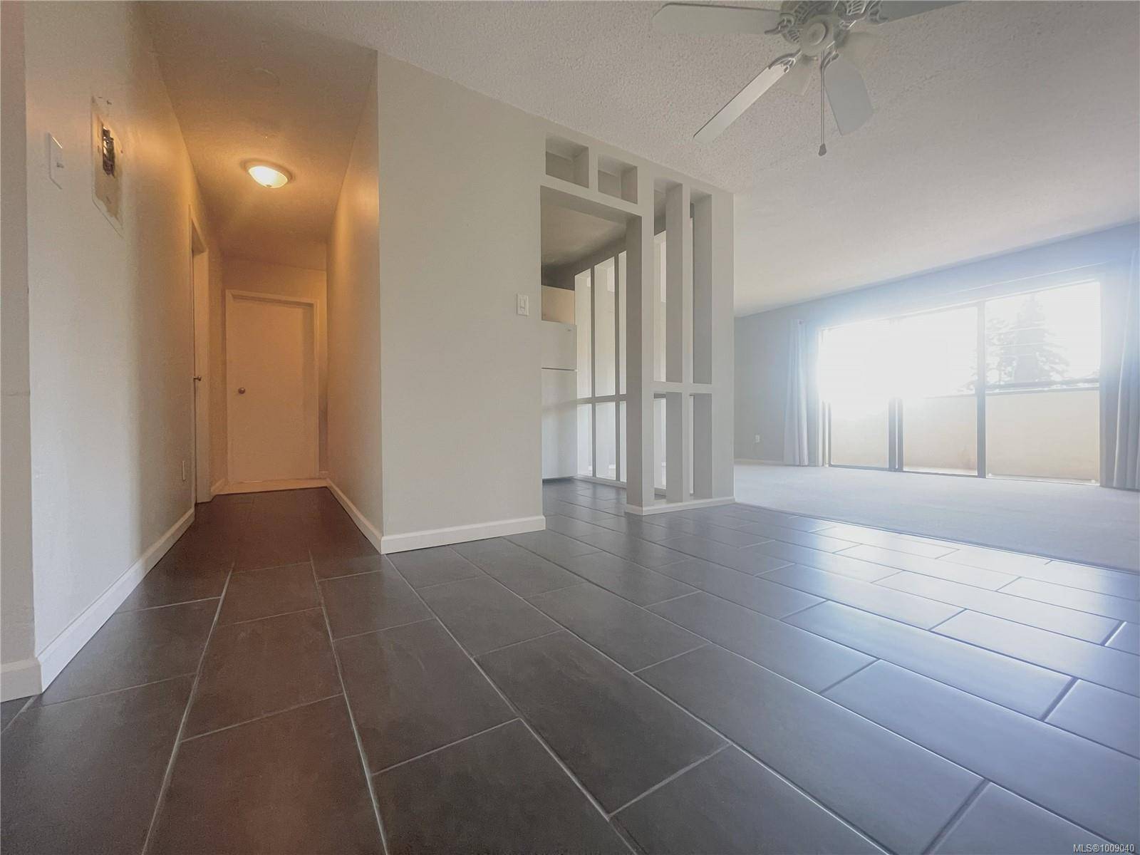 Nanaimo, BC V9S 5N4,550 Bradley St #201